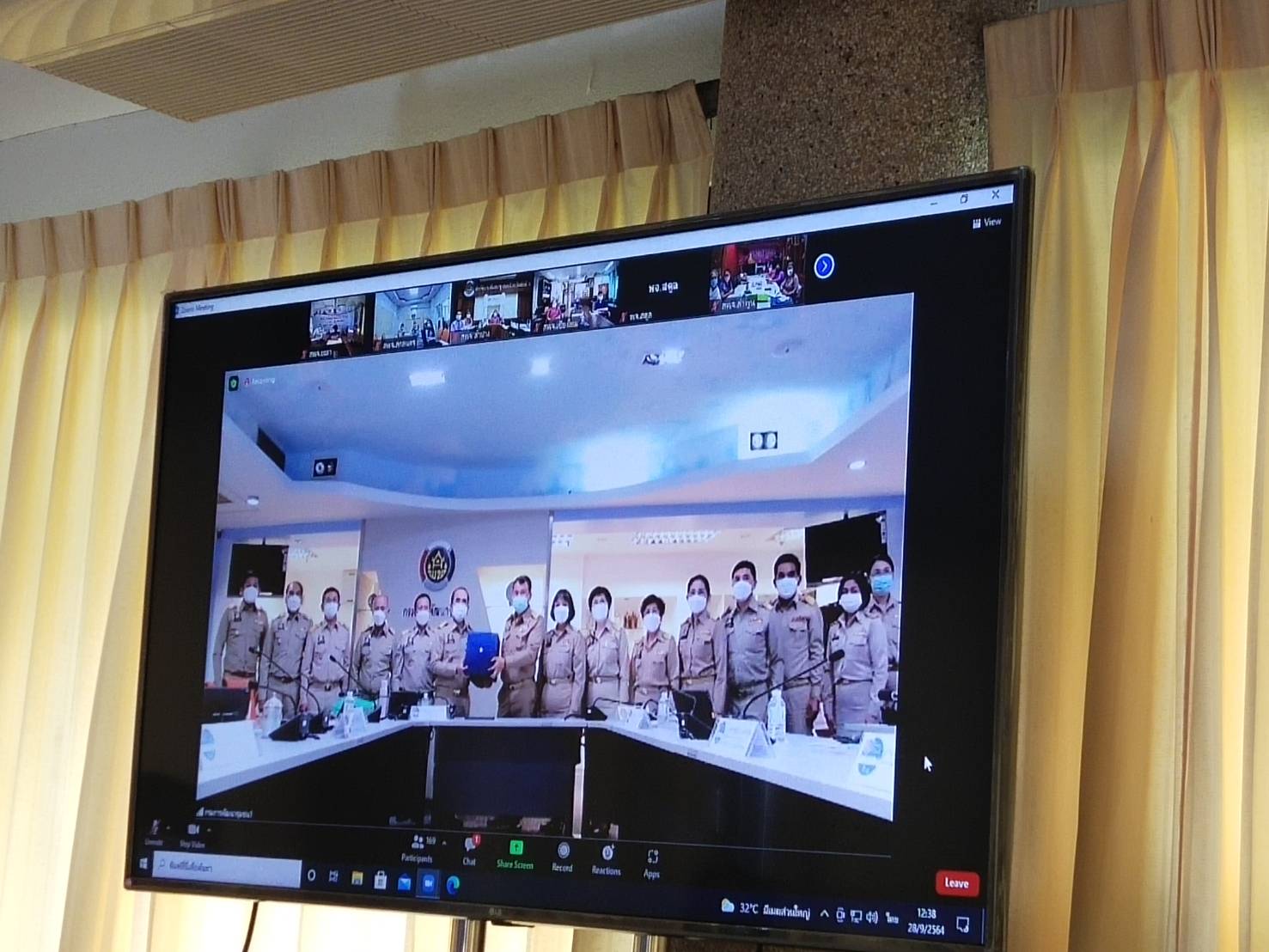 พช. ยะลา ร่วมประชุมกรมการพัฒนาชุมชน ครั้งที่ 9/2564 ผ่านระบบ Zomm Cloud Meeting