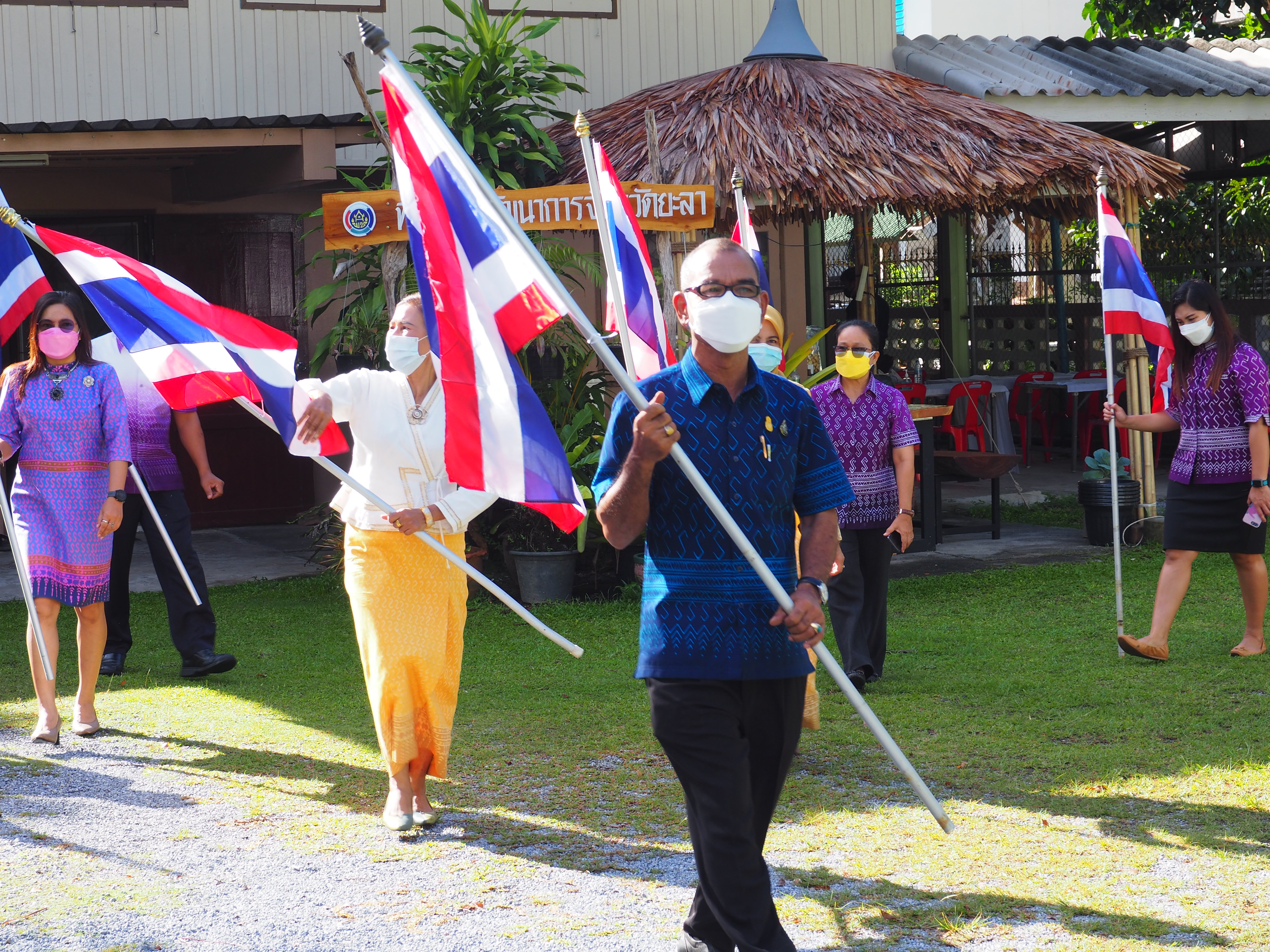 พจ.ยะลา ร่วมกิจกรรมเนื่องในวันพระราชทานธงชาติไทย 28 กันยายน The National Flag Day ประจำปี 2564