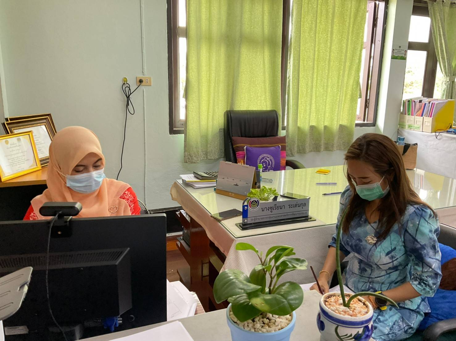 พช.ยะลา ร่วมประชุมโครงการเพิ่มศักยภาพสินค้าอัตลักษณ์ข้าวพื้นถิ่นจังหวัดชายแดนภาคใต้ ผ่านระบบ Zoom Meeting
