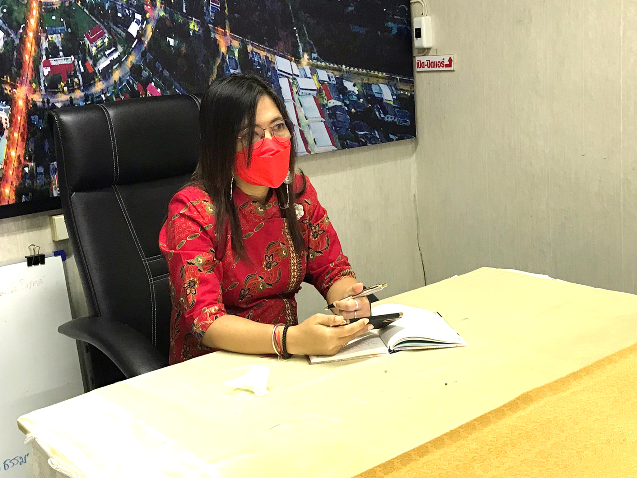 พช.ยะลา รับชมการประชุมมอบนโยบายการขับเคลื่อนงานพัฒนาชุมชน ประจำปี 2565