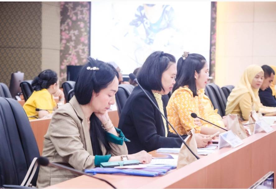 พช.ยะลา ร่วมประชุมคณะกรรมการยกร่างแผนฐูรณาการการแก้ปัญหาความยากจน ภายใต้แผนพัฒนาจังหวัดยะลา พ.ศ.2666 – พ.ศ.2570 ครั้งที่ 1/2567