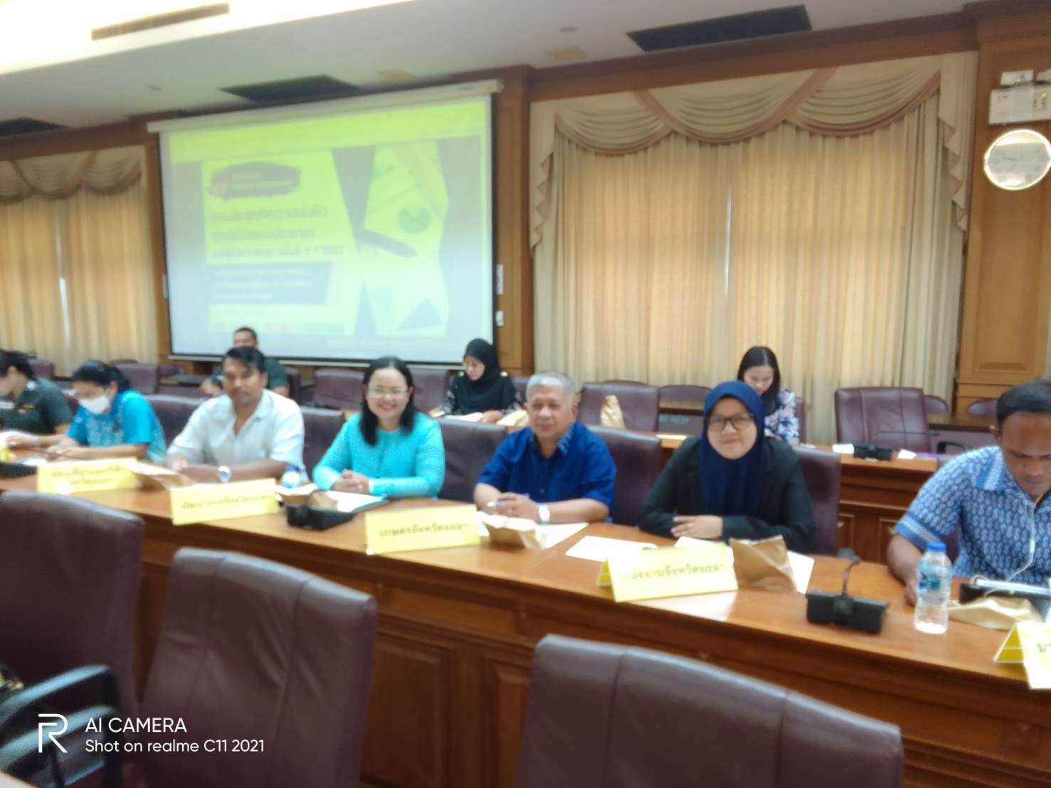 พช.ยะลา ร่วมประชุมติดตามเร่งรัดการใช้จ่ายงบประมาณของจังหวัดยะลา ครั้งที่ 5/2567