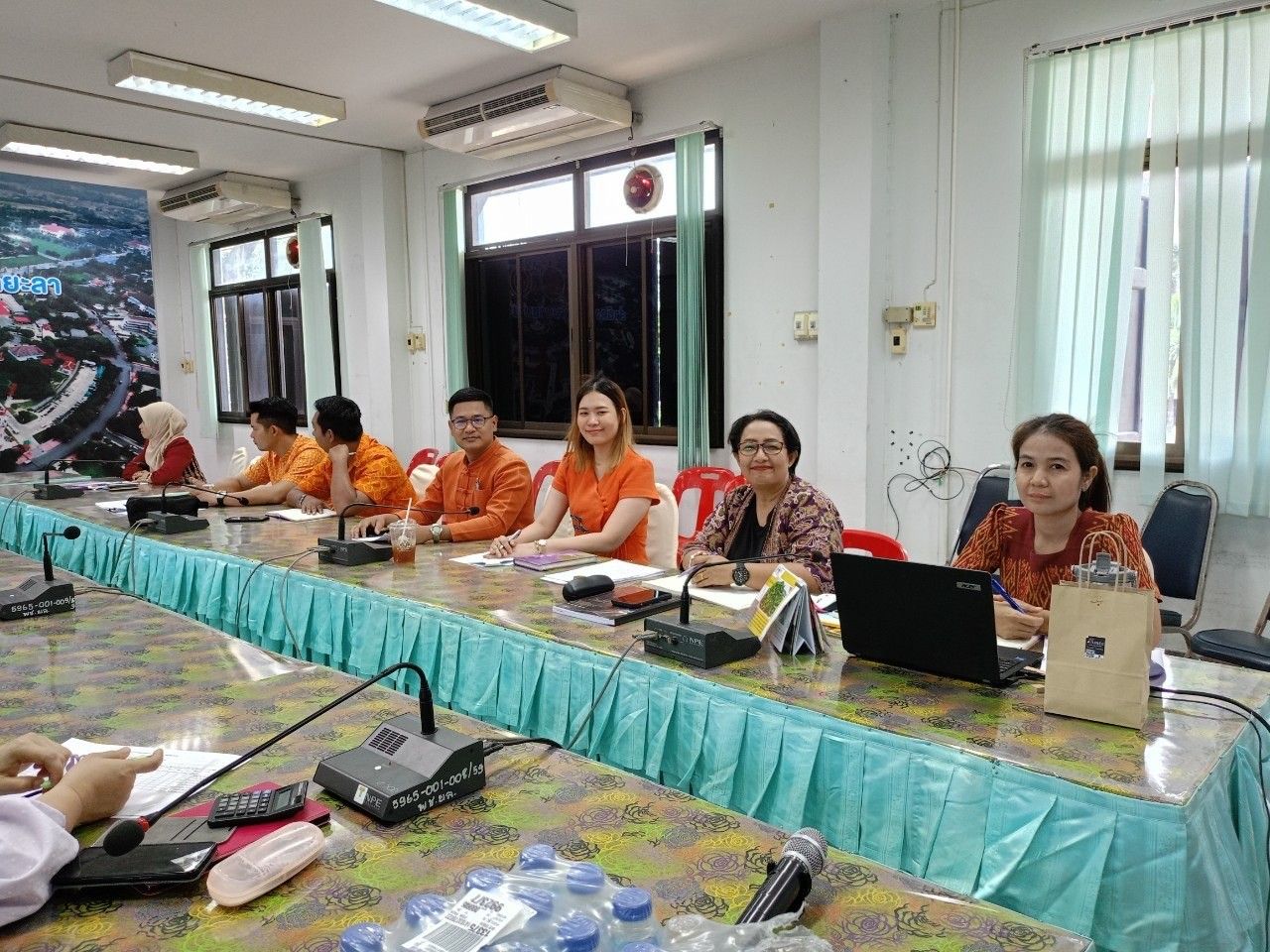 พช.ยะลา จัดประชุมเชิงปฏิบัติการขับเคลื่อนการดำเนินงาน OTOP และผ้าไทยใส่ให้สนุก