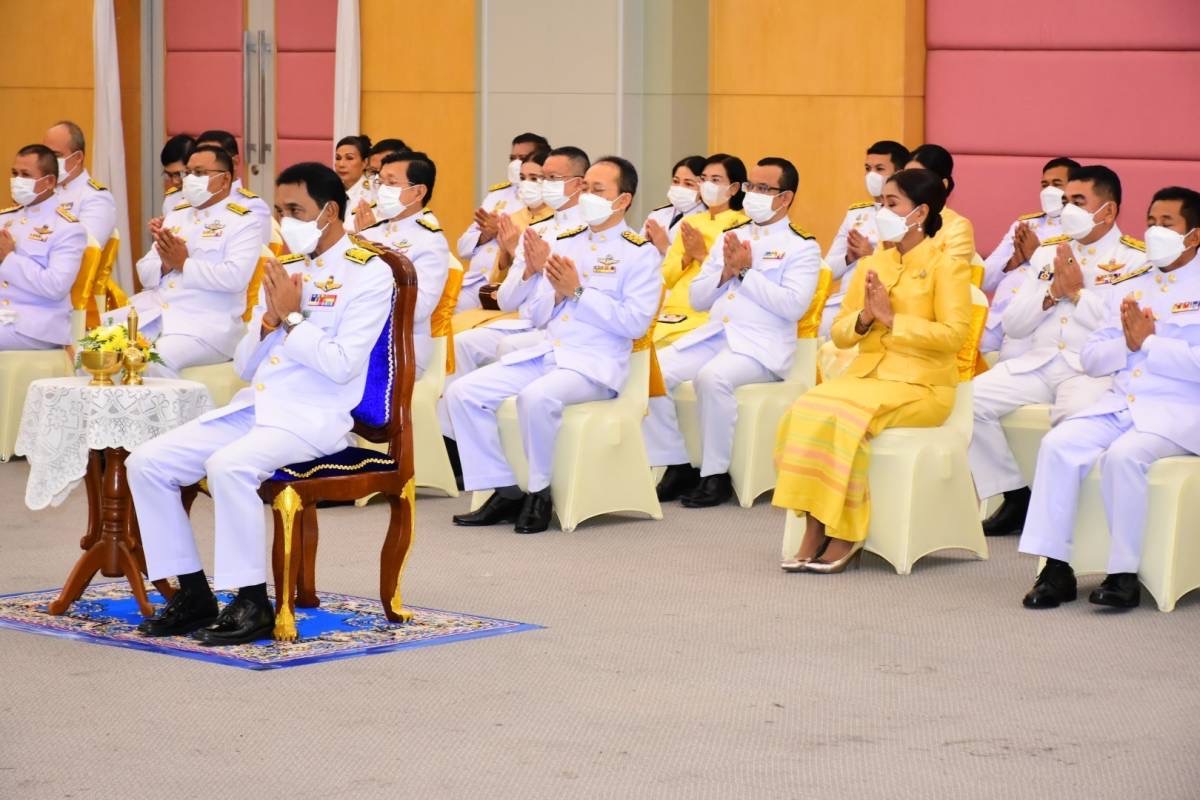 พช.ยะลา ร่วมพิธีถวายสักการะ และน้อมรำลึกถึงพระมหากรุณาธิคุณ เนื่องในวันที่ระลึกพระบาทสมเด็จพระนั่งเกล้าเจ้าอยู่หัว พระมหาเจษฎาราชเจ้า