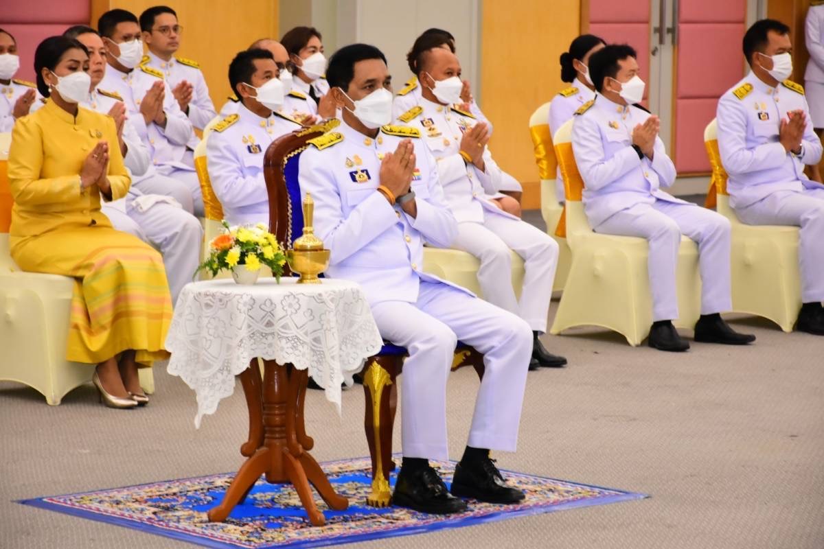 พช.ยะลา ร่วมพิธีถวายสักการะ และน้อมรำลึกถึงพระมหากรุณาธิคุณ เนื่องในวันที่ระลึกพระบาทสมเด็จพระนั่งเกล้าเจ้าอยู่หัว พระมหาเจษฎาราชเจ้า