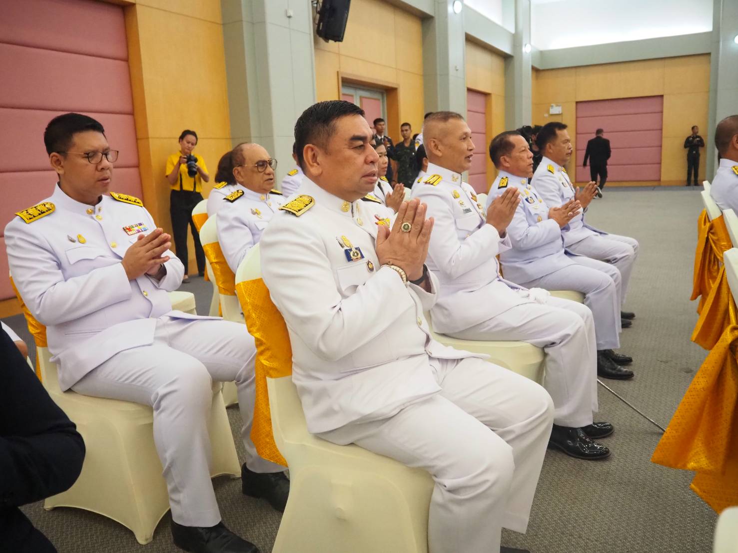 พช.ยะลา ร่วมพิธีวันที่ระลึก “พระบาทสมเด็จพระพุทธยอดฟ้าจุฬาโลกมหาราช และวันที่ระลึกมหาจักรีบรมราชวงศ์” ประจำปี 2567