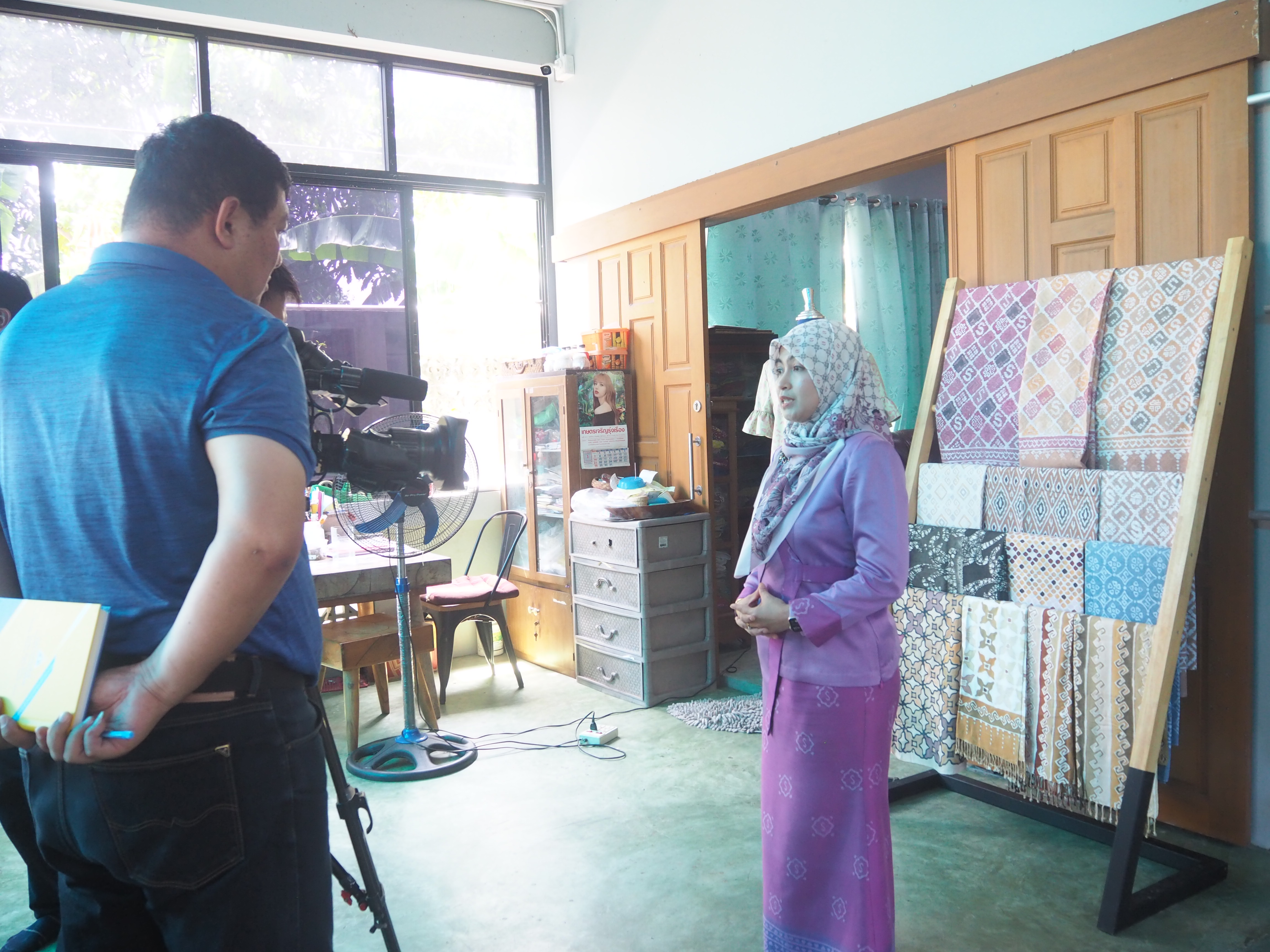 พช.ยะลา ลงพื้นที่ติดตาม และสนับสนุนการขับเคลื่อนงานพัฒนาชุมชน ตามนโยบาย Soft Power ในการพัฒนาอาชีพรสร้างรายได้