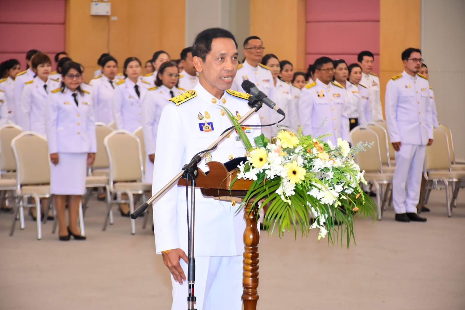 พช.ยะลา ร่วมพิธีทำบุญตักบาตรถวายพระราชกุศล และวางพวงมาลาถวายราชสักการะ เนื่องในวันคล้ายวันสวรรคตสมเด็จพระนเรศวรมหาราช ร่วมรำลึกถึงพระมหากรุณาธิคุณ ผู้ทรงกอบกู้อิสรภาพของไทย
