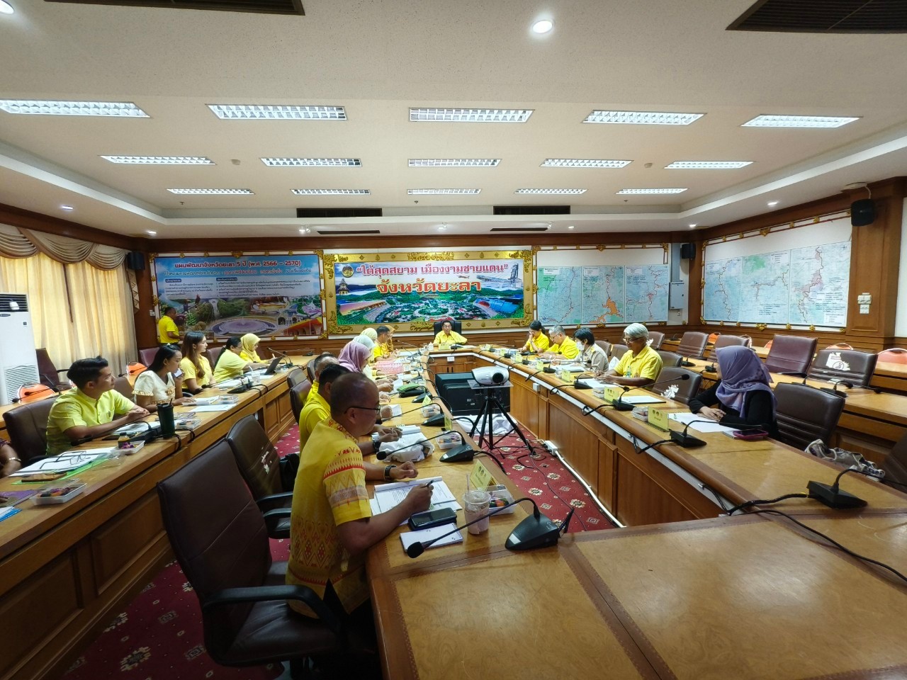 พช.ยะลา ประชุมคณะอนุกรรมการบริหารกองทุนพัฒนาบทบาทสตรีระดับจังหวัด จังหวัดยะลา ครั้งที่ 4/2567