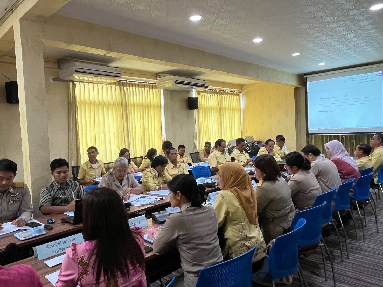 พช.ยะลา ร่วมประชุมคณะกรรมการพนักงานส่วนตำบลจังหวัดยะลา ครั้งที่ 5/2567