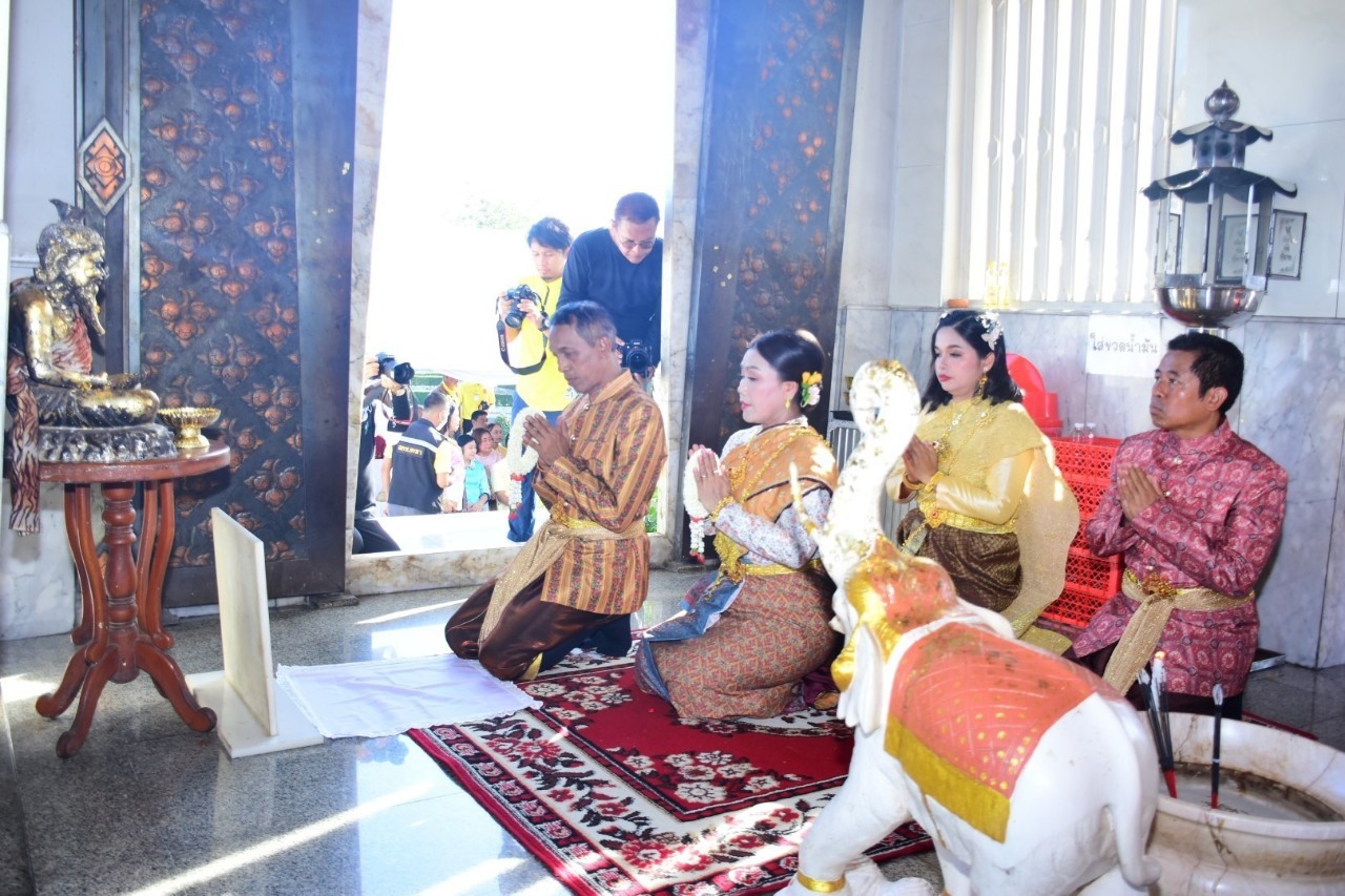 พช.ยะลาร่วมพิธีเปิดงานสมโภชหลักเมืองและงานกาชาด ครั้งที่ 62 ประจำปี 2567
