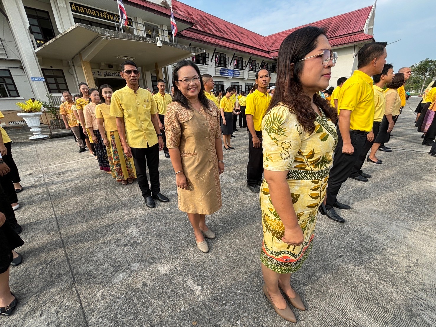 พช.ยะลา ร่วมกิจกรรมเข้าแถวเคารพธงชาติ และร่วมร้องเพลงชาติ
