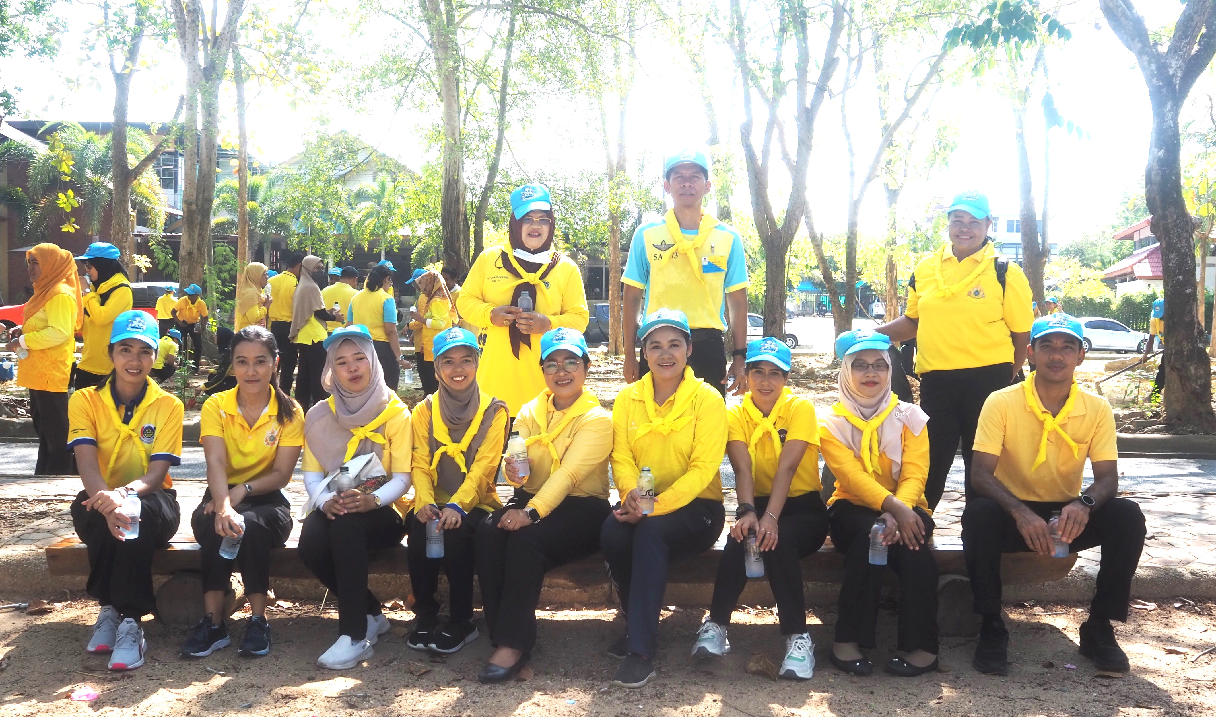 พช.ยะลา วมกิจกรรม Kick-Off Big Cleaning Day เฉลิมพระเกียรติพระบาทสมเด็จพระเจ้าอยู่หัว เนื่องในโอกาสพระราชพิธีมหามงคลเฉลิมพระชนมพรรษา 6 รอบ 28 กรกฎาคม 2567