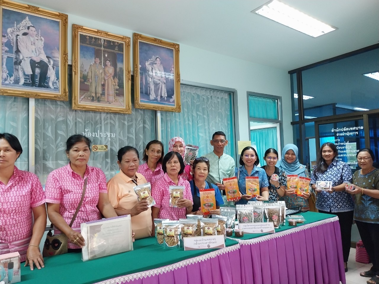 พช.ยะลา ร่วมคัดเลือกคนกองทุนพัฒนาบทบาทสตรี จังหวัดยะลาดีเด่น ประจำปี 2567 