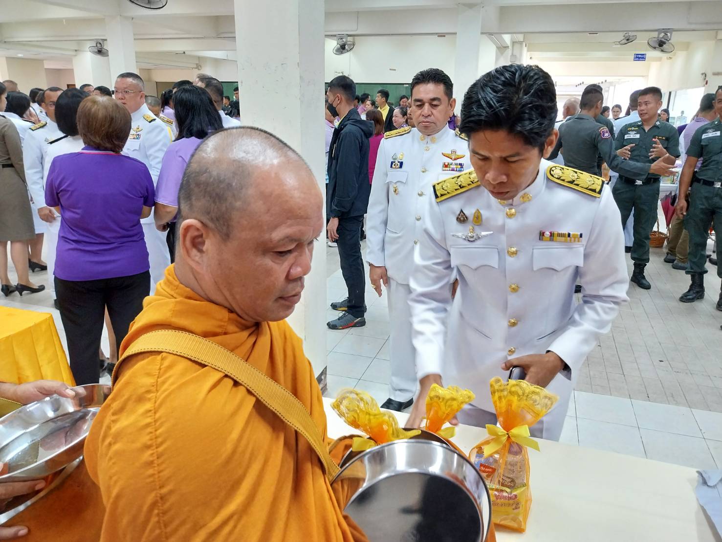 พช.ยะลา ร่วมพิธีทำบุญตักบาตรเพื่อถวายเป็นพระราชกุศล เนื่องในโอกาสวันเฉลิมพระชนมพรรษา สมเด็จพระนางเจ้าสุทิดา พัชรสุธาพิมลลักษณ พระบรมราชินี 3 มิถุนายน 2567