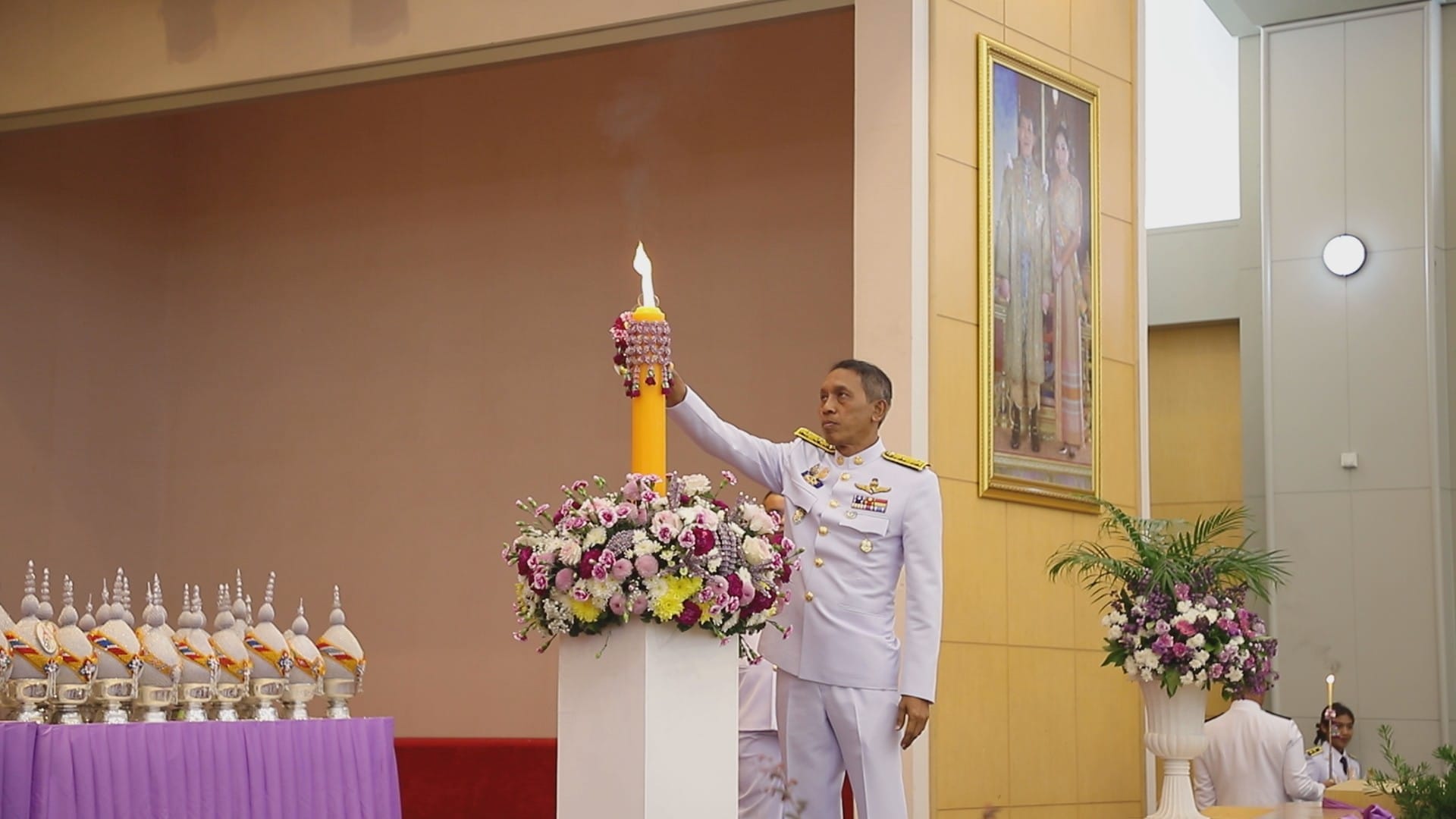 พช.ยะลา ร่วมพิธีถวายเครื่องราชสักการะ วางพานพุ่ม และจุดเทียนถวายพระพรชัยมงคล สมเด็จพระนางเจ้าฯ พระบรมราชินี เนื่องในวันเฉลิมพระชนมพรรษา 3 มิถุนายน 2567