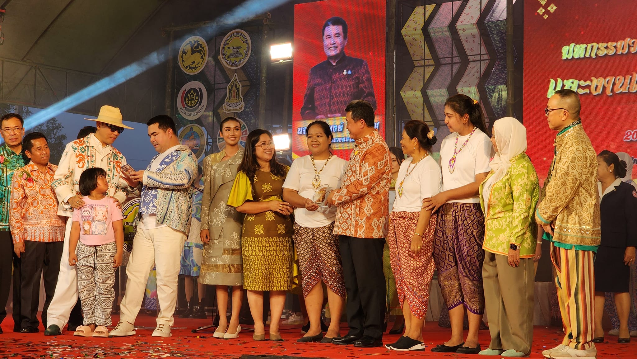 พช.ยะลา ร่วมพิธีเปิดงานมหกรรมวงแหวนพหุวัฒนธรรมชายแดนใต้ และงานแสดงสินค้าศิลปวัฒนธรรมจังหวัดปัตตานี ประจำปี 2567