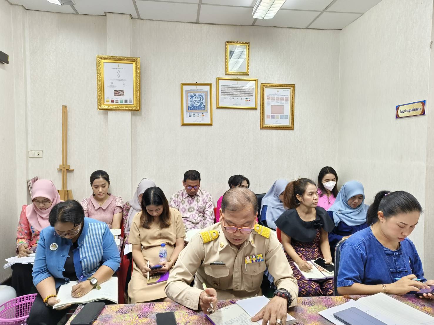 พช.ยะลา ประชุมประจำสัปดาห์เจ้าหน้าที่พัฒนาชุมชนจังหวัดยะลา