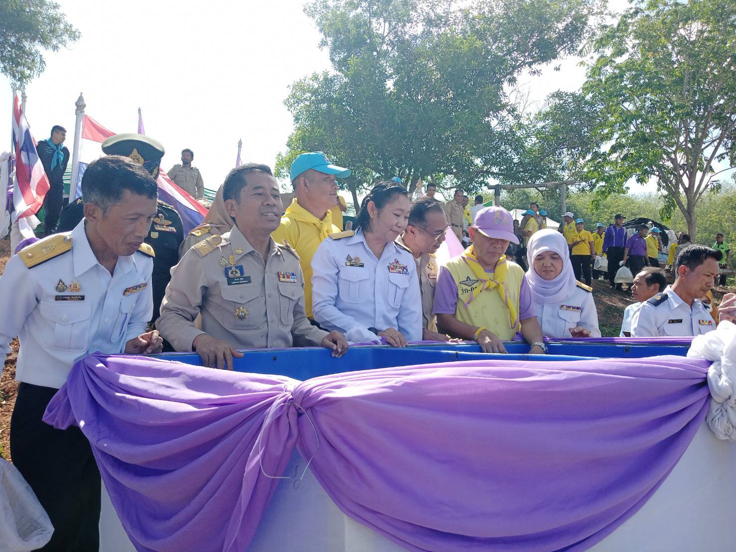 พช.ยะลา ร่วมพิธีปล่อยพันธ์ุสัตว์น้ำเนื่องในวันเฉลิมพระชนมพรรษา สมเด็จพระนางเจ้าสุทิดา พัชรพิมลลักษณ พระบรมราชินี