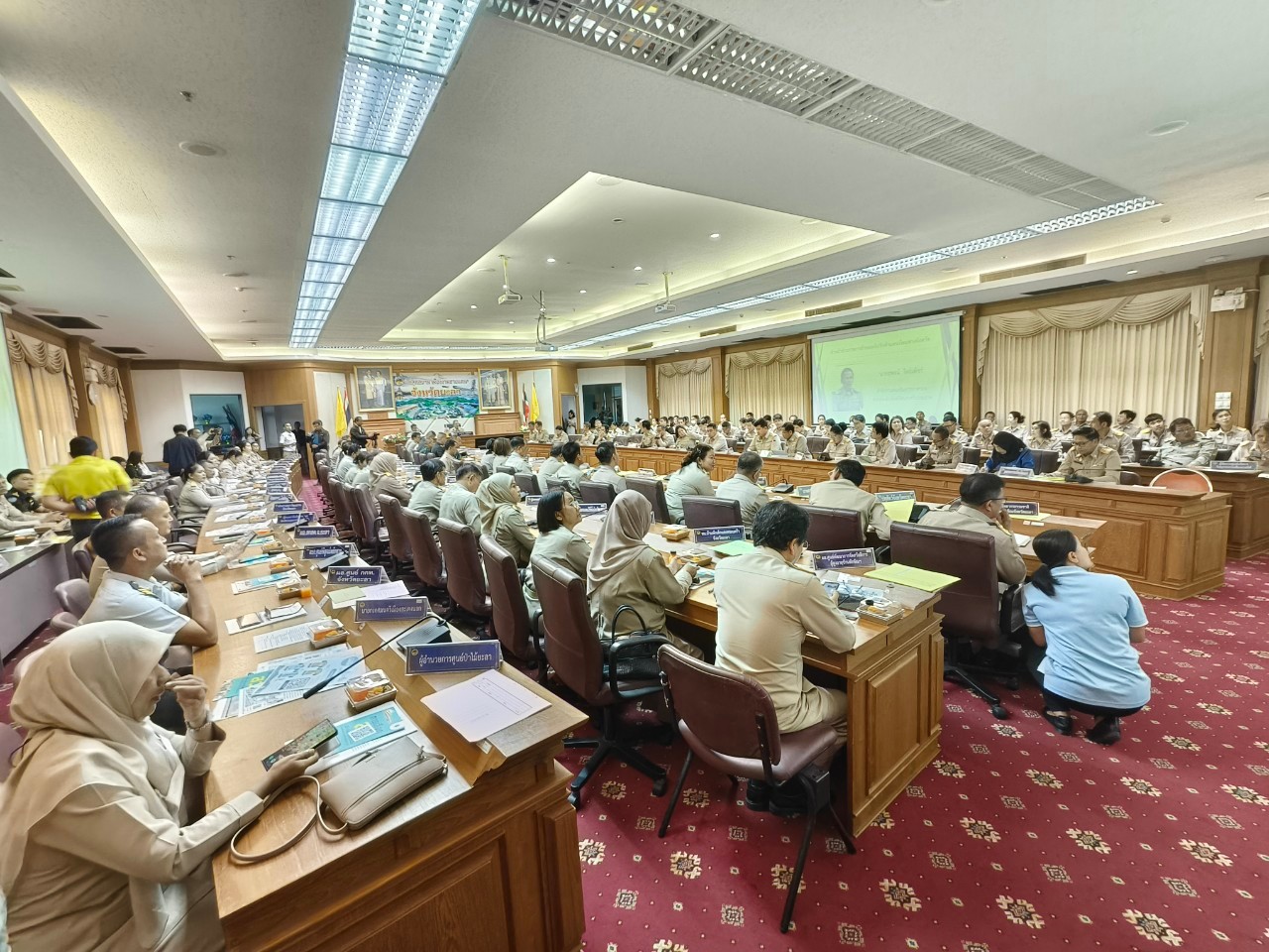 พช.ยะลา ร่วประชุมคณะกรมการจังหวัดและหัวหน้าส่วนราชการ ครั้งที่ 5/2567