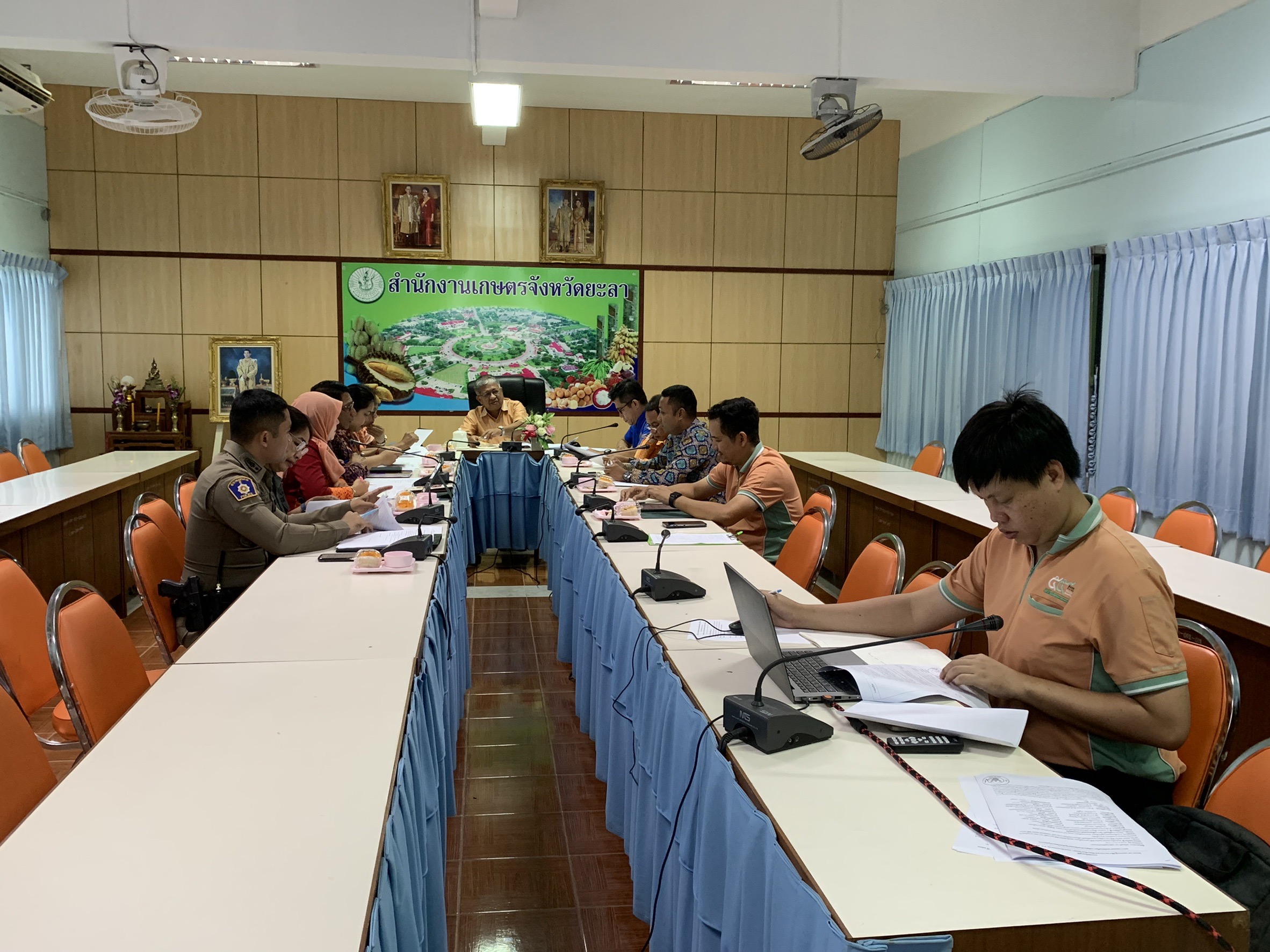 ร่วมประชุมวางแผนการจัดงานมหกรรมผลไม้และของดีเมืองยะลา ประจำปี 2567