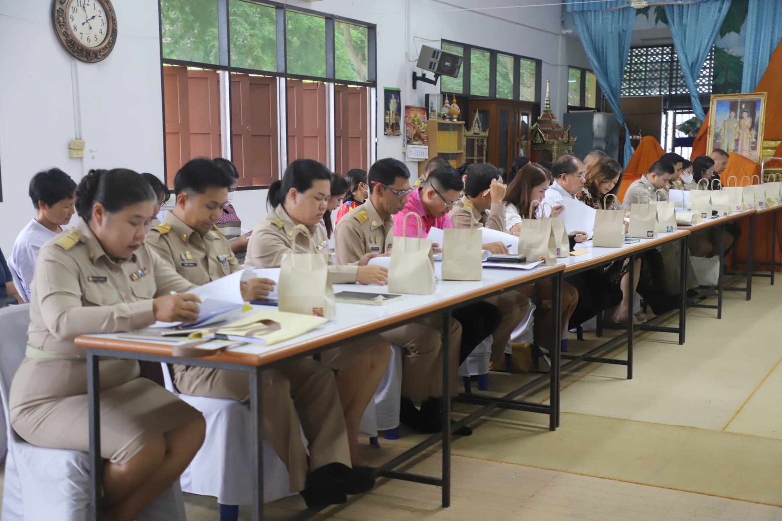 พช.ยะลา ร่วมประชุมเตรียมการดำเนินโครงการบรรพชาอุปสมบท เฉลิมพระเกียรติพระบาทสมเด็จพระเจ้าอยู่หัว เนื่องในโอกาสพระราชพิธีมหามงคลเฉลิมพระชนมพรรษา 6 รอบ 28 กรกฎาคม 2567