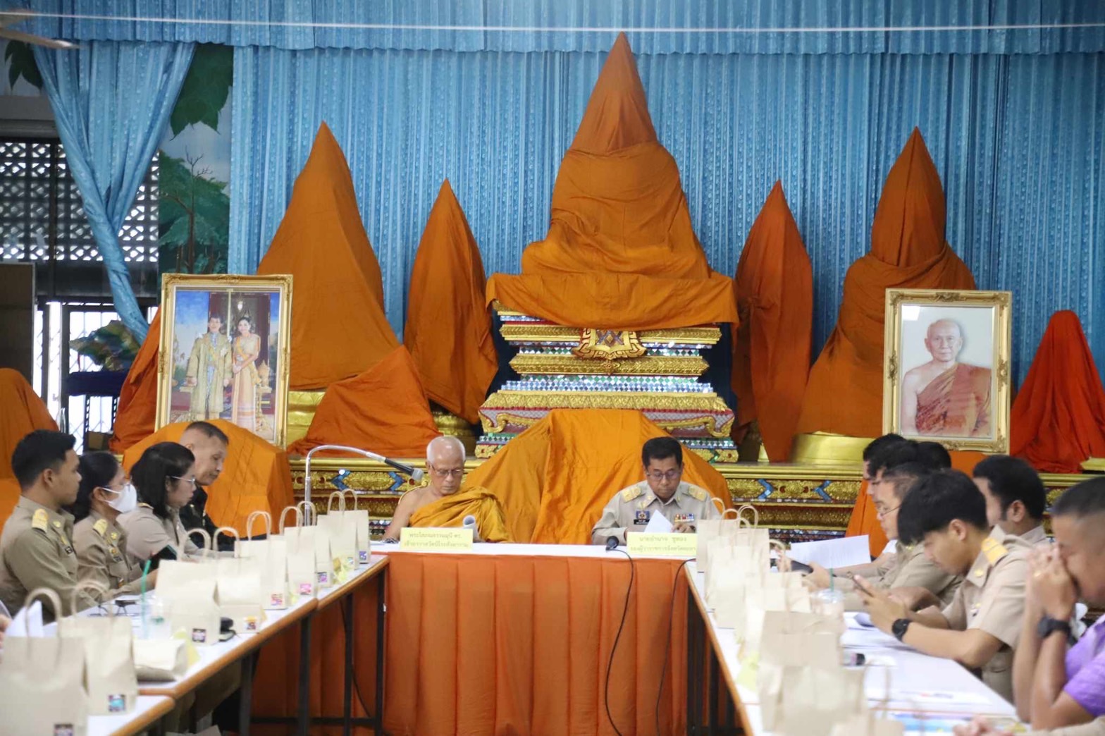 พช.ยะลา ร่วมประชุมเตรียมการดำเนินโครงการบรรพชาอุปสมบท เฉลิมพระเกียรติพระบาทสมเด็จพระเจ้าอยู่หัว เนื่องในโอกาสพระราชพิธีมหามงคลเฉลิมพระชนมพรรษา 6 รอบ 28 กรกฎาคม 2567