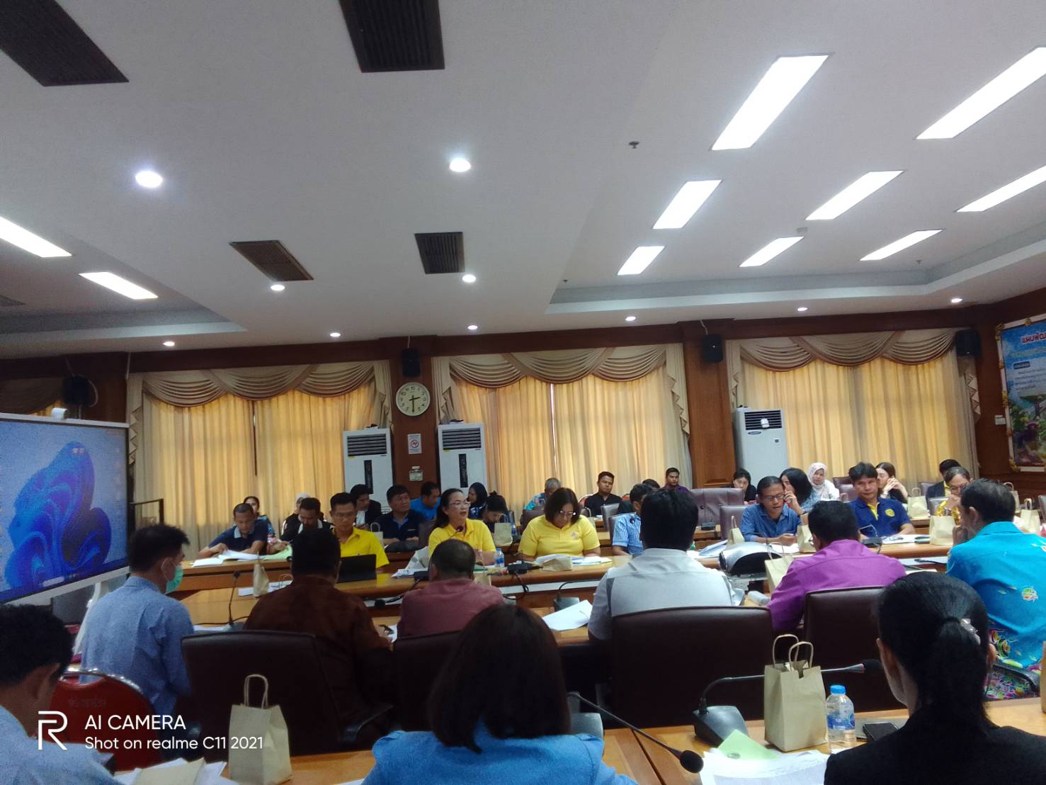 พช.ยะลา ร่วมประชุมกลั่นกรองและพัฒนาโครงการเพื่อบรรจุไว้ในแผนพัฒนากลุ่มจังหวัดภาคใต้ชายแดน