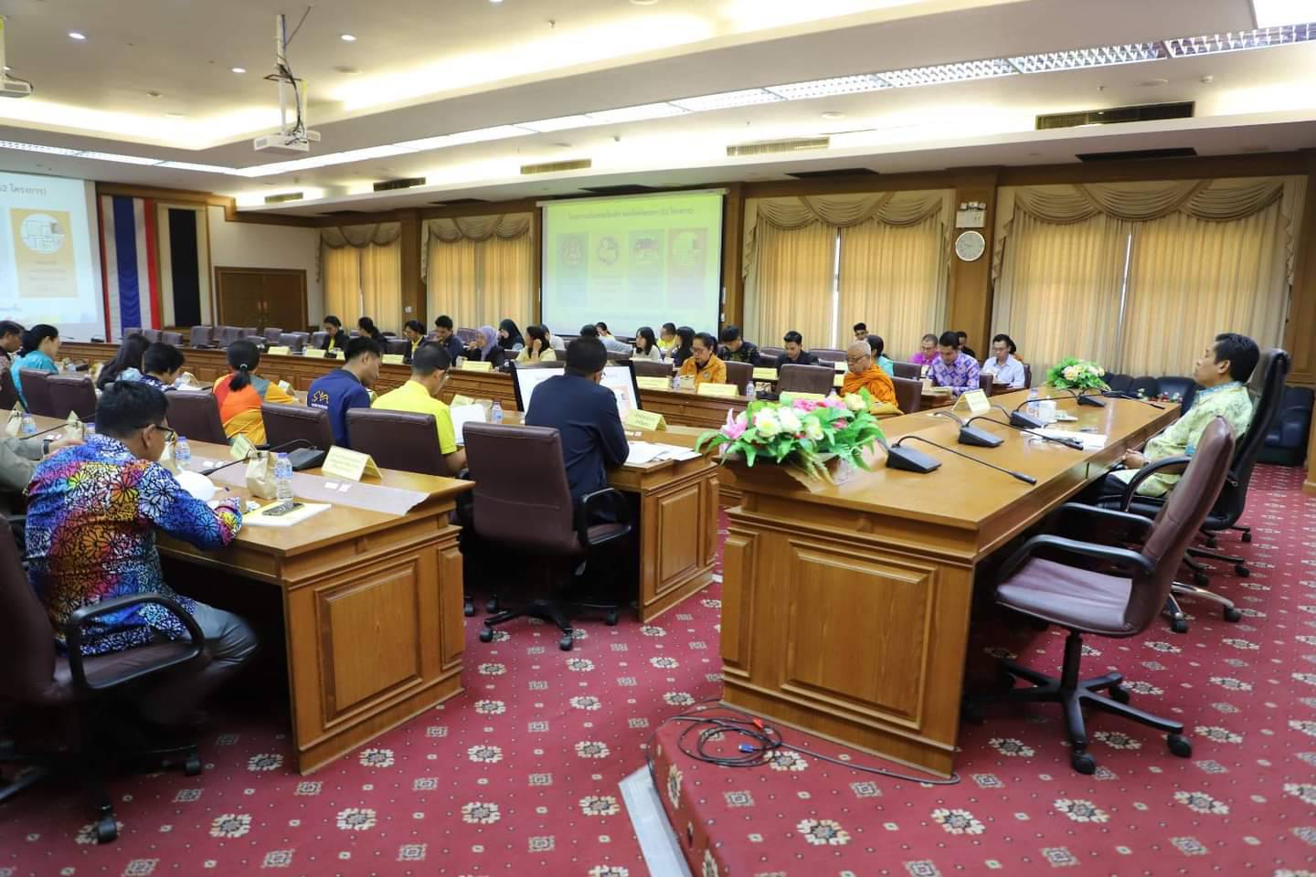 พช. ยะลา ร่วมประชุมคณะกรรมการขับเคลื่อนโครงการเฉลิมพระเกียรติพระบาทสมเด็จพระเจ้าอยู่หัว
