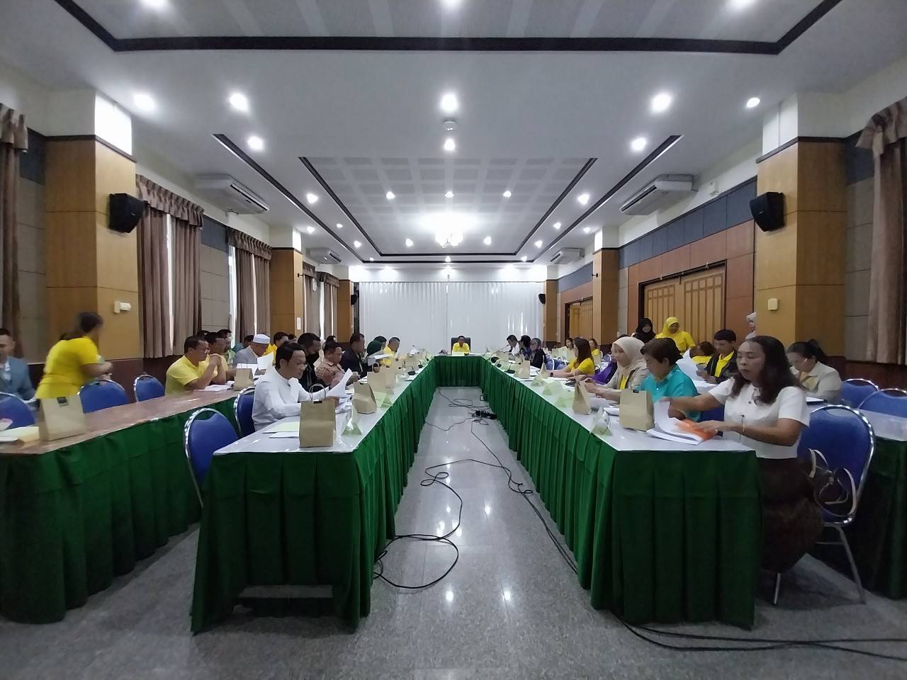 พข.ยะลา ร่วมประชุมกลั่นกรองโครงการตามแผนปฏิบัติราชการประจำปีงบประมาณของจังหวัดยะลา ประจำปี 2567