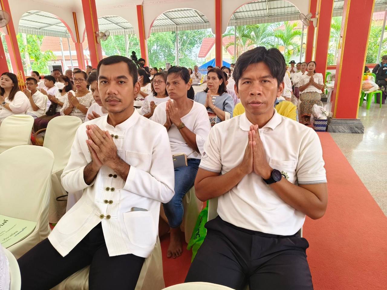 พช.ยะลา ร่วมกิจกรรมส่งเสริมพระพุทธศาสนา พิธีทำบุญตักบาตร เนื่องในวันอาสาฬหบูชา และวันเข้าพรรษา ประจำปี 2567