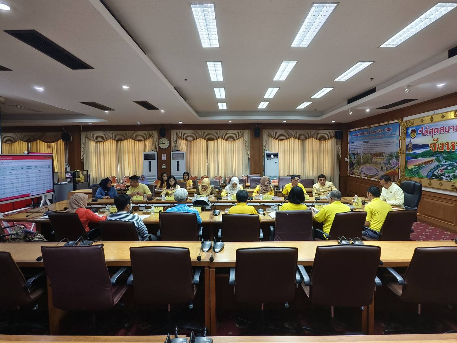 พช.ยะลา จัดประชุมคณะอนุกรรมการบริหารกองทุนพัฒนาบทบาทสตรีระดับจังหวัด จังหวัดยะลา ครั้งที่ 6/2567