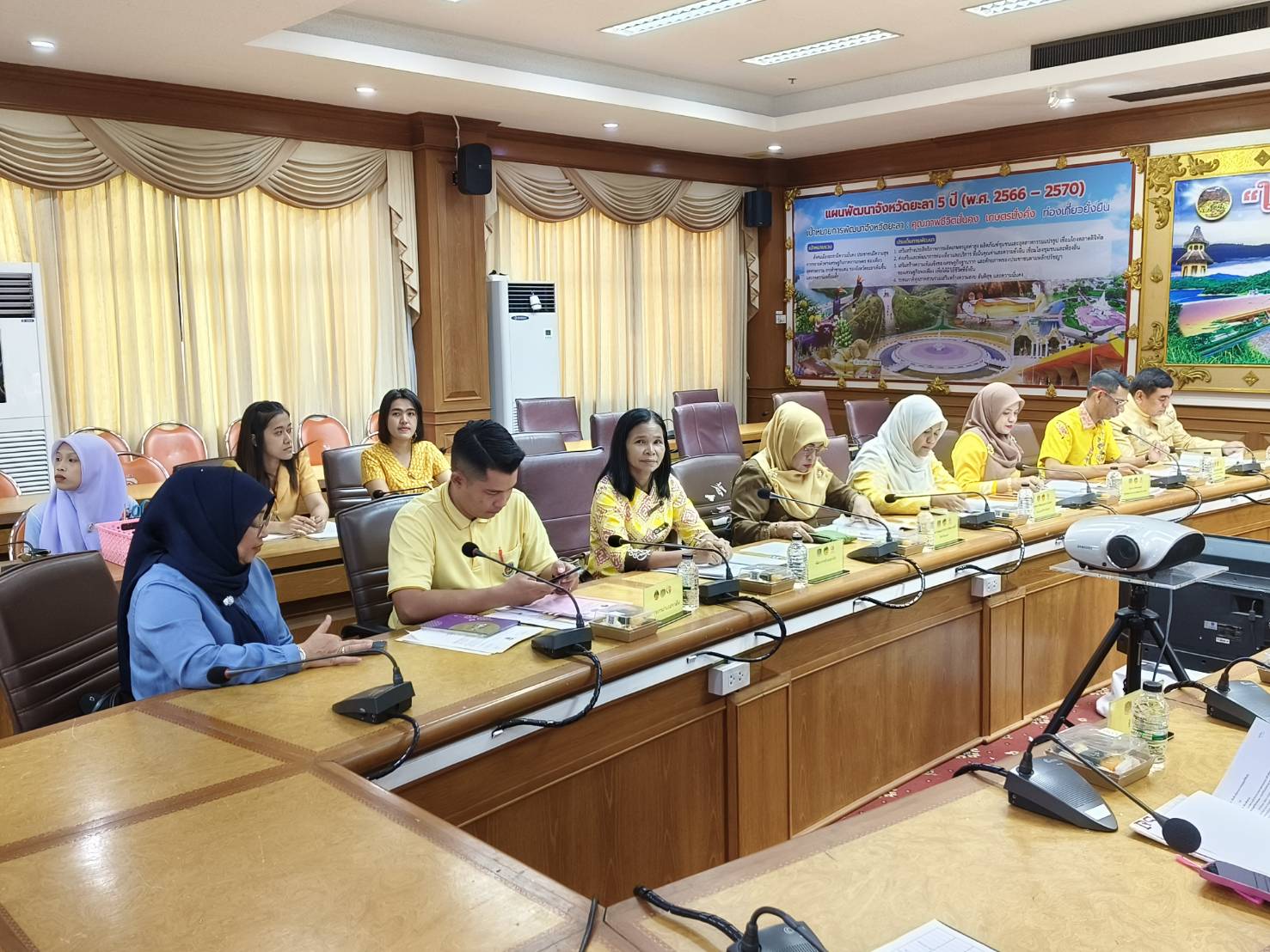 พช.ยะลา จัดประชุมคณะอนุกรรมการบริหารกองทุนพัฒนาบทบาทสตรีระดับจังหวัด จังหวัดยะลา ครั้งที่ 6/2567