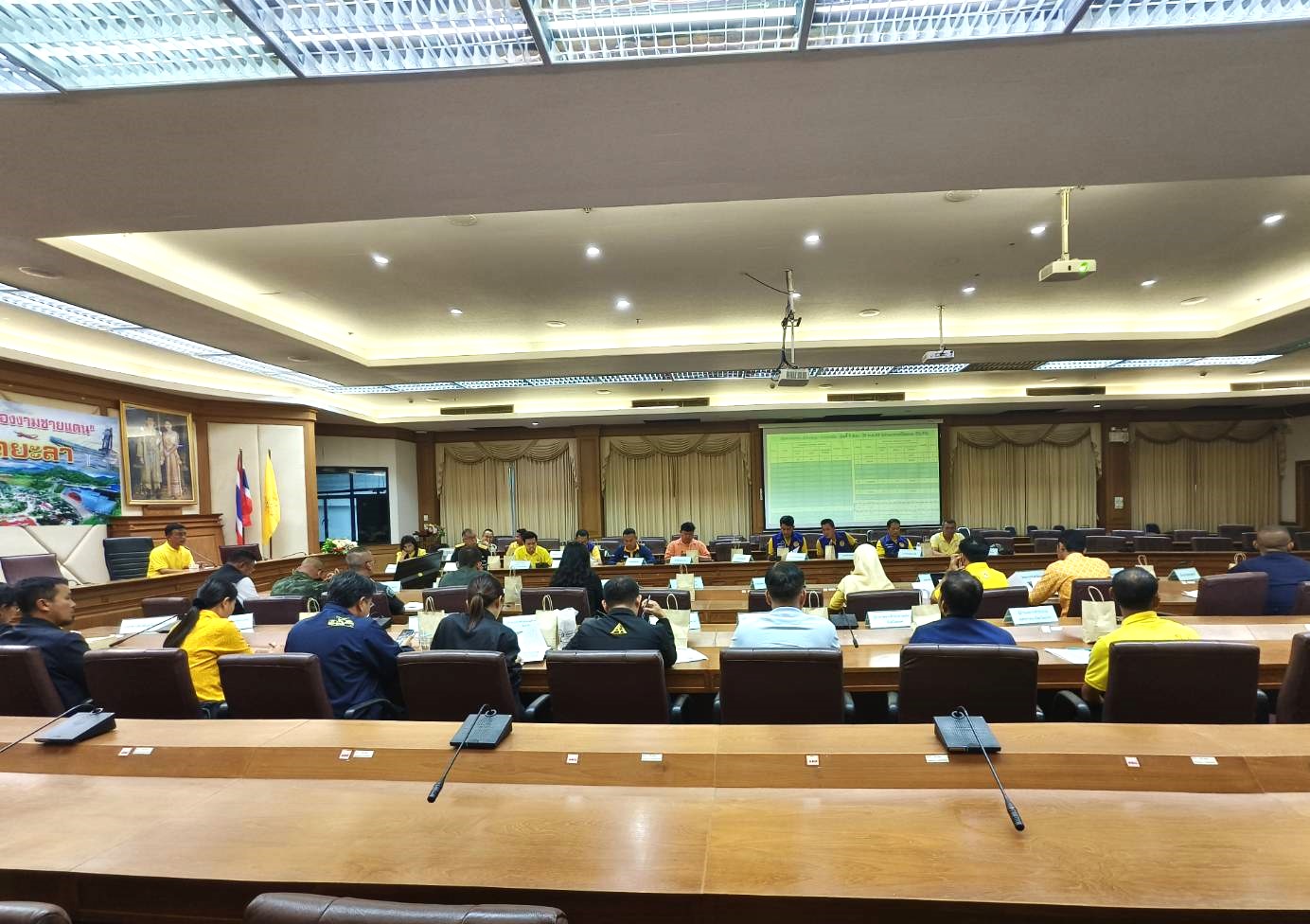 พช.ยะลา ร่วมประชุมคณะกรรมการศูนย์อำนวยการป้องกันและปราบปรามยาเสพติดจังหวัดยะลา ครั้งที่ 4/2567
