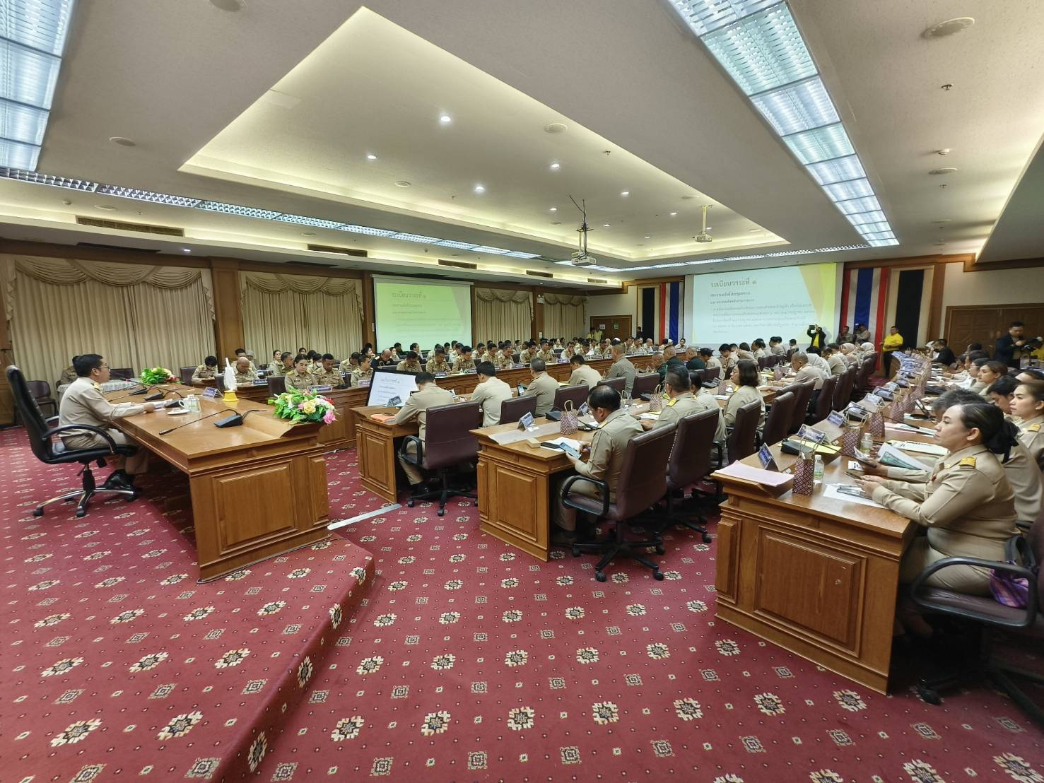 พช.ยะลา ร่วประชุมคณะกรมการจังหวัดและหัวหน้าส่วนราชการ ครั้งที่ 7/2567