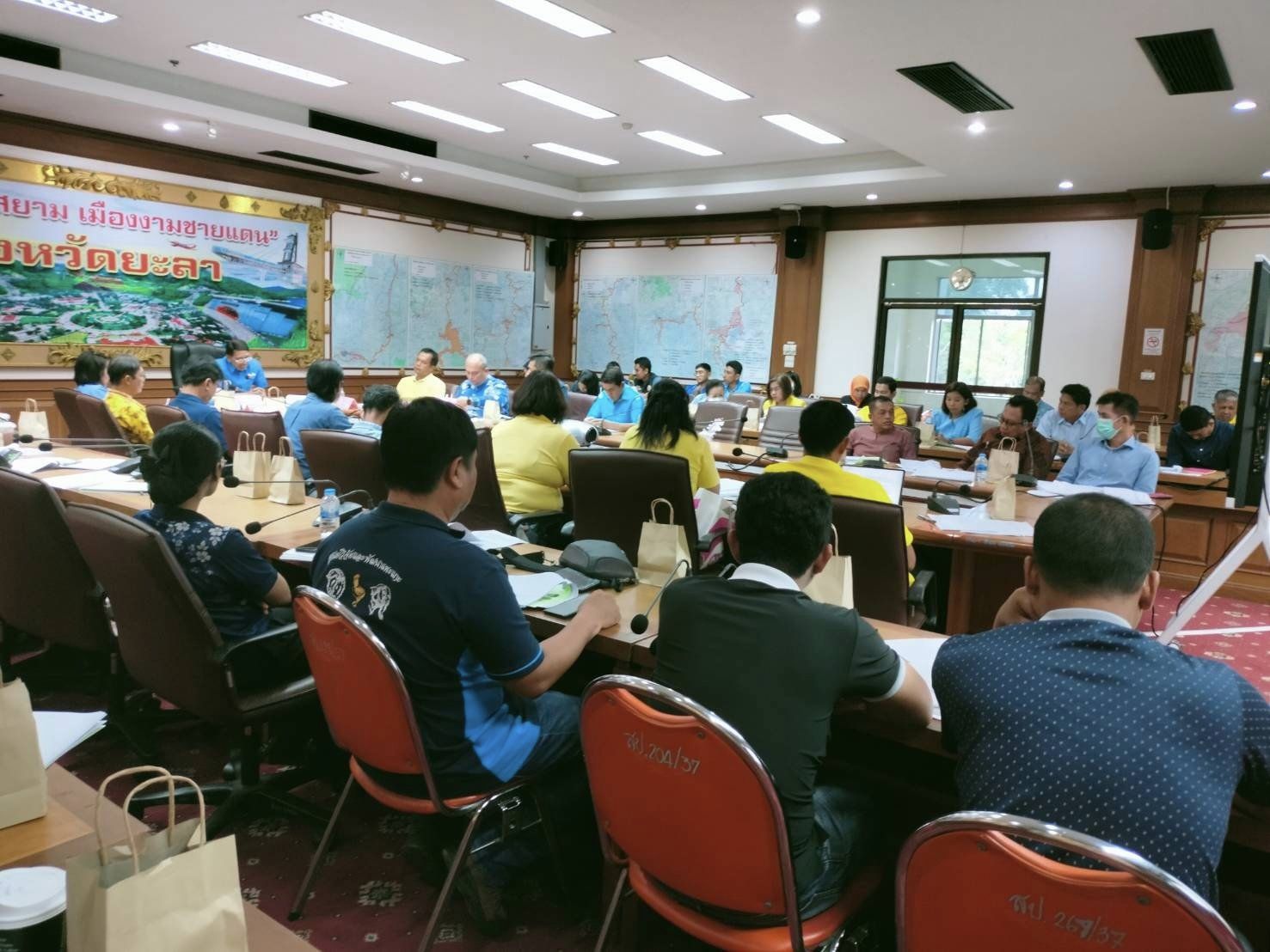 พช.ยะลา ร่วมประชุมกลั่นกรองและพัฒนาโครงการเพื่อบรรจุไว้ในแผนพัฒนากลุ่มจังหวัดภาคใต้ชายแดน