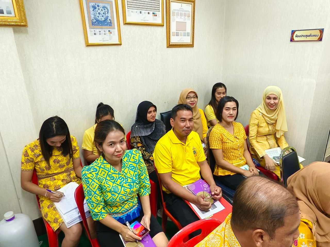 พช.ยะลา ประชุมประจำสัปดาห์เจ้าหน้าที่พัฒนาชุมชนจังหวัดยะลา