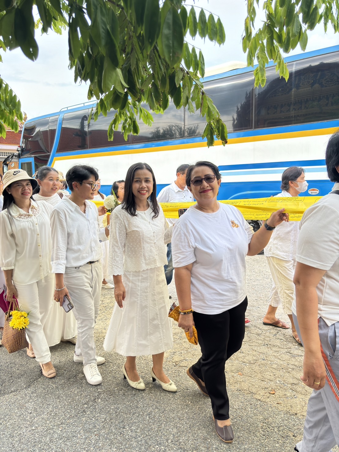 พช.ยะลา ร่วมกิจกรรมส่งเสริมพระพุทธศาสนา พิธีทำบุญตักบาตร เนื่องในวันอาสาฬหบูชา และวันเข้าพรรษา ประจำปี 2567