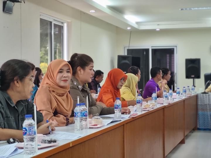 พช.ยะลา ร่วมประชุมเตรียมงานการจัดงานมหกรรมผลไม้และของดีเมืองยะลา ประจำปี 2567