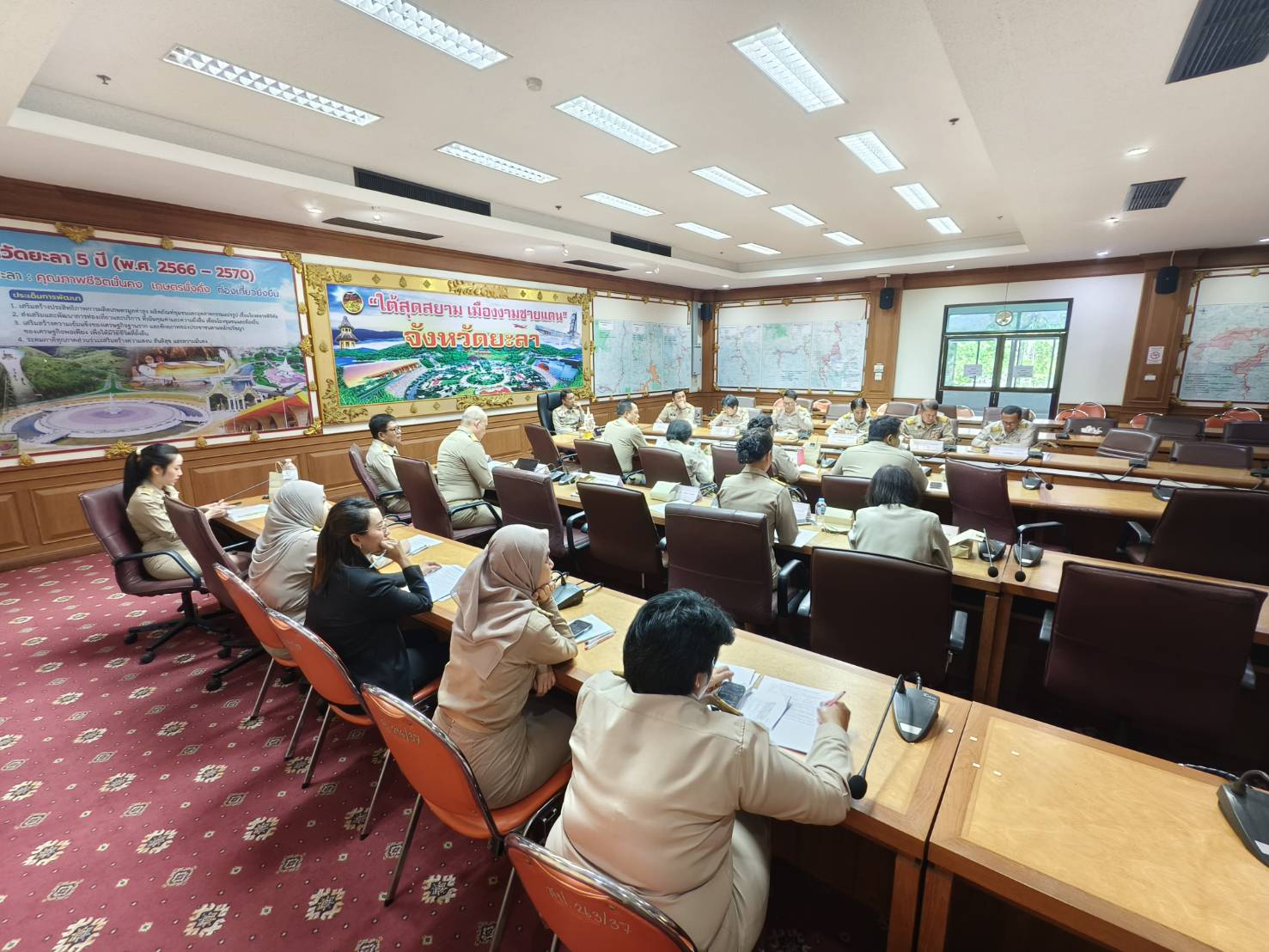 พช.ยะลา ร่วมประชุมขับเคลื่อนและติดตามนโยบายของรัฐบาล และภารกิจสำคัญของปลัดกระทรวงมหาดไทย ผ่านระบบวีดีทัศน์ทางไกล (VCS)