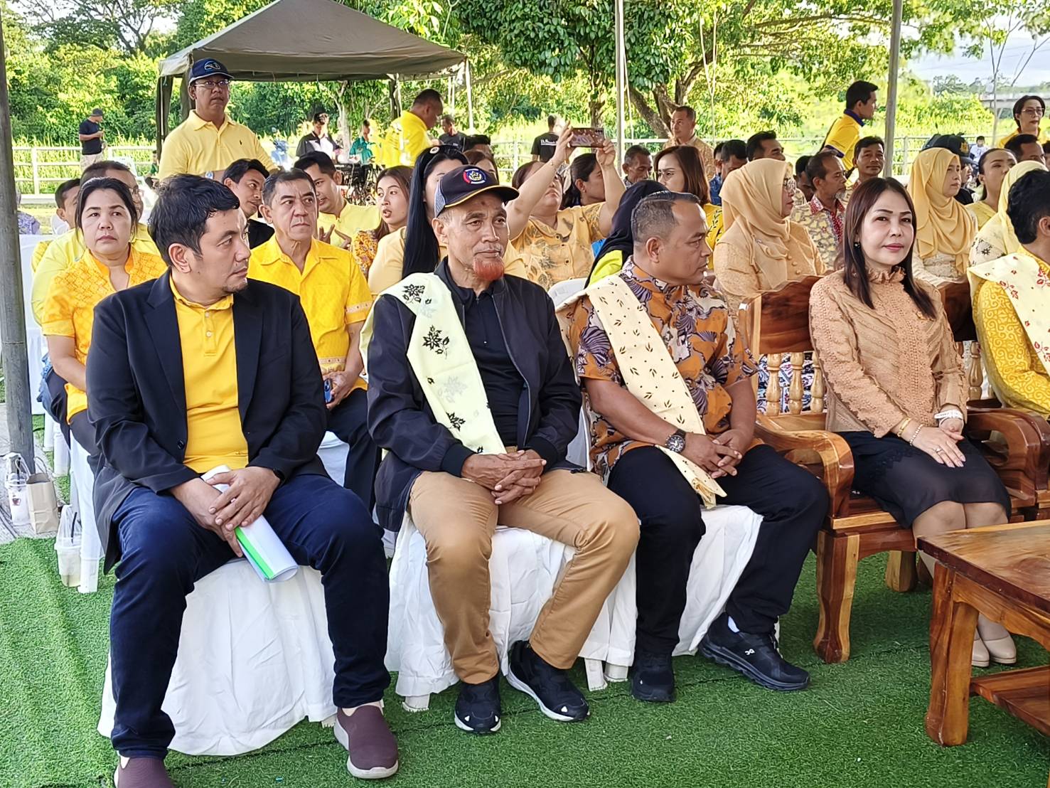 พช. ยะลา จัดกิจกรรมยกระดับตลาดนัดชุมชนเพื่อการท่องเที่ยวเสริมเศรษฐกิจฐานรากจังหวัดชายแดนภาคใต้ ภายใต้ชื่องาน ตลาดนัดชุมชน  “มาแล มากัน ดีกาแลตูกา”