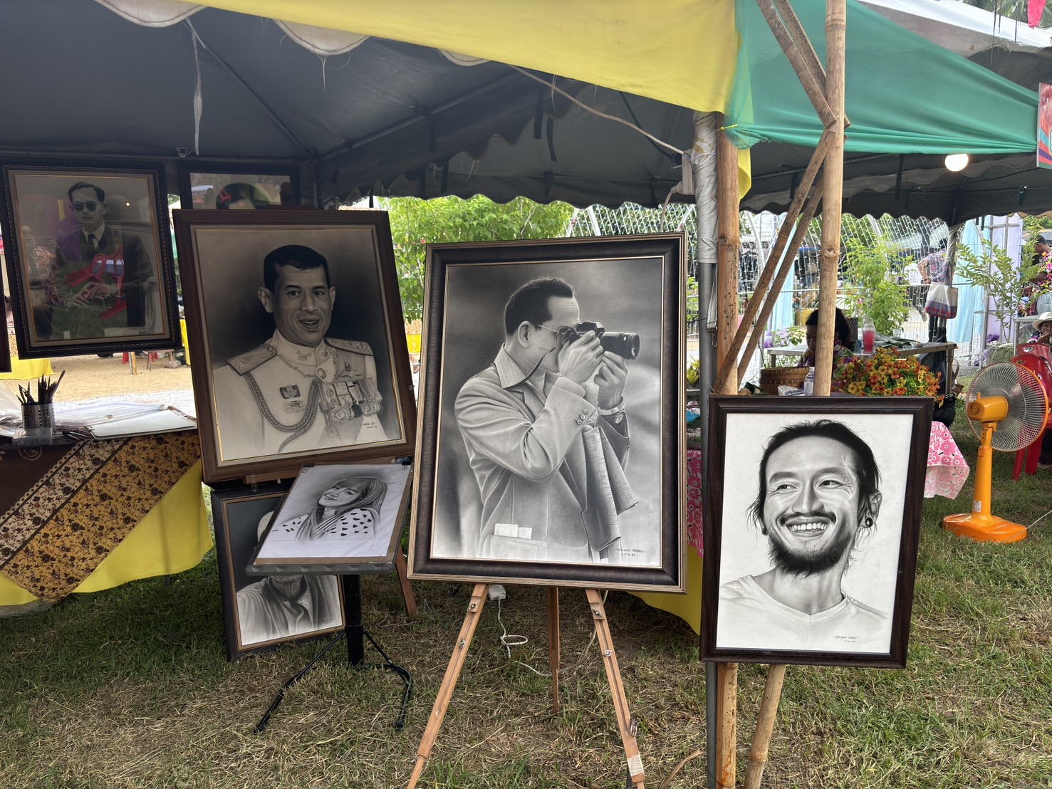 พช.ยะลา ร่วมพิธีเปิดกิจกรรมส่งเสริมประเพณีพุทธ “กิจกรรมงานวัด” ครั้งที่ 1 ตามโครงการส่งเสริมและยกระดับกิจกรรม ส่งเสริมการท่องเที่ยวเชิงสร้างสรรค์ชายแดนใต้ กิจกรรมส่งเสริมเทศกาล 3 วัฒนธรรม