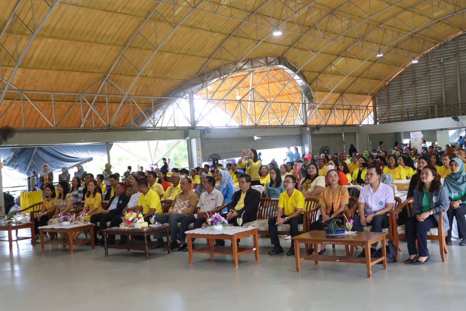 พช.ยะลา ร่วมงานมหกรรมเครือข่ายสตรีท้องถิ่น