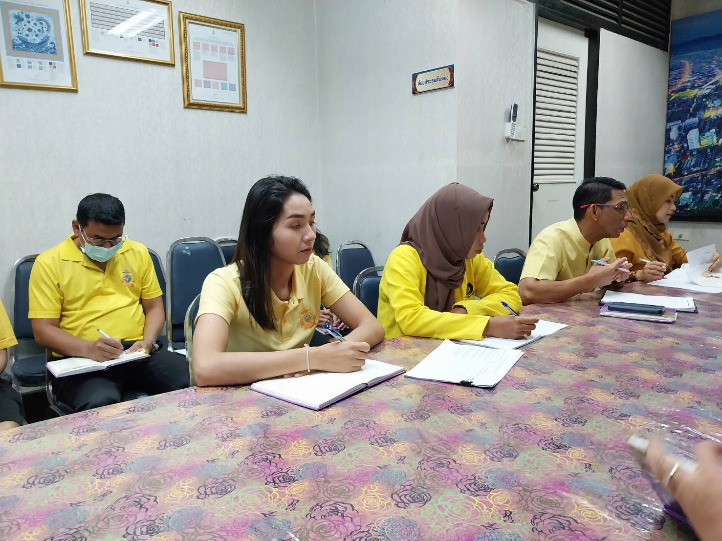 พช.ยะลา ประชุมประจำสัปดาห์เจ้าหน้าที่พัฒนาชุมชนจังหวัดยะลา