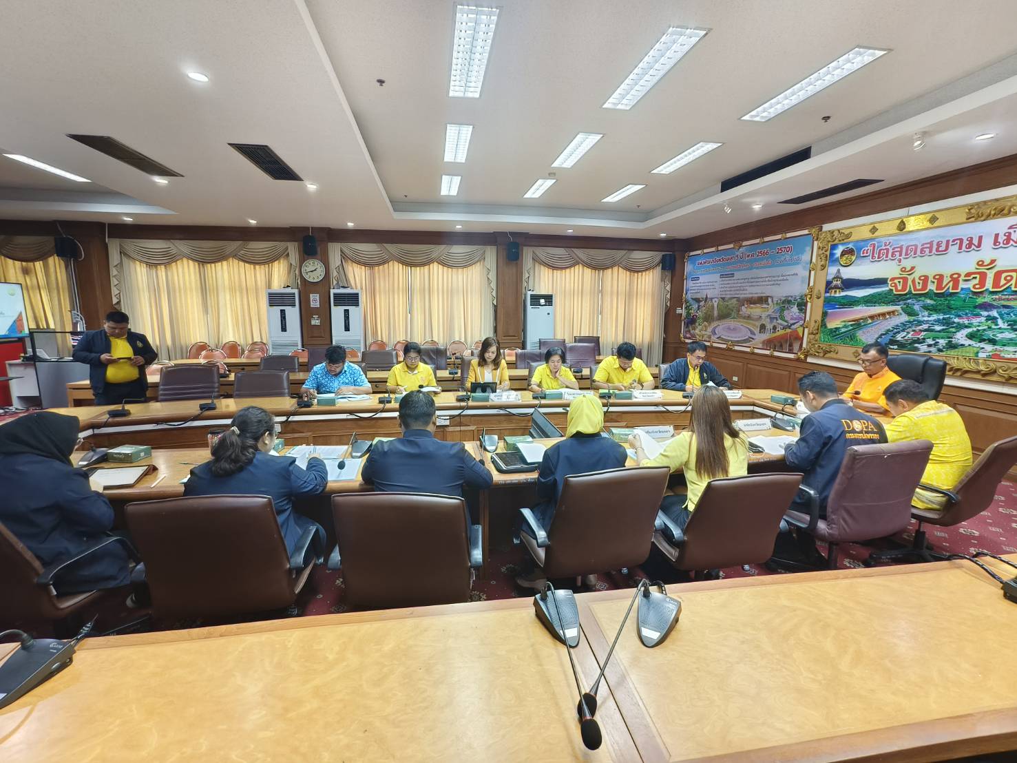 พช.ยะลา ร่วมประชุมคณะกรรมการแบ่งเขตเลือกตั้งสมาชิกสภาองค์การบริหารส่วนจังหวัด ครั้งที่ 1/2567