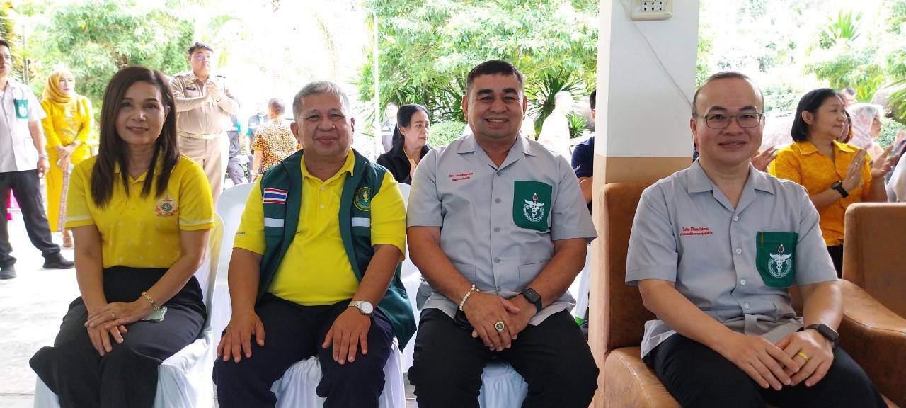 พช.ยะลา ร่วมพิธีเปิดโครงการจังหวัดเคลื่อนที่ “หน่วยบำบัดทุกข์ บำรุงสุข สร้างรอยยิ้มให้ประชาชน”