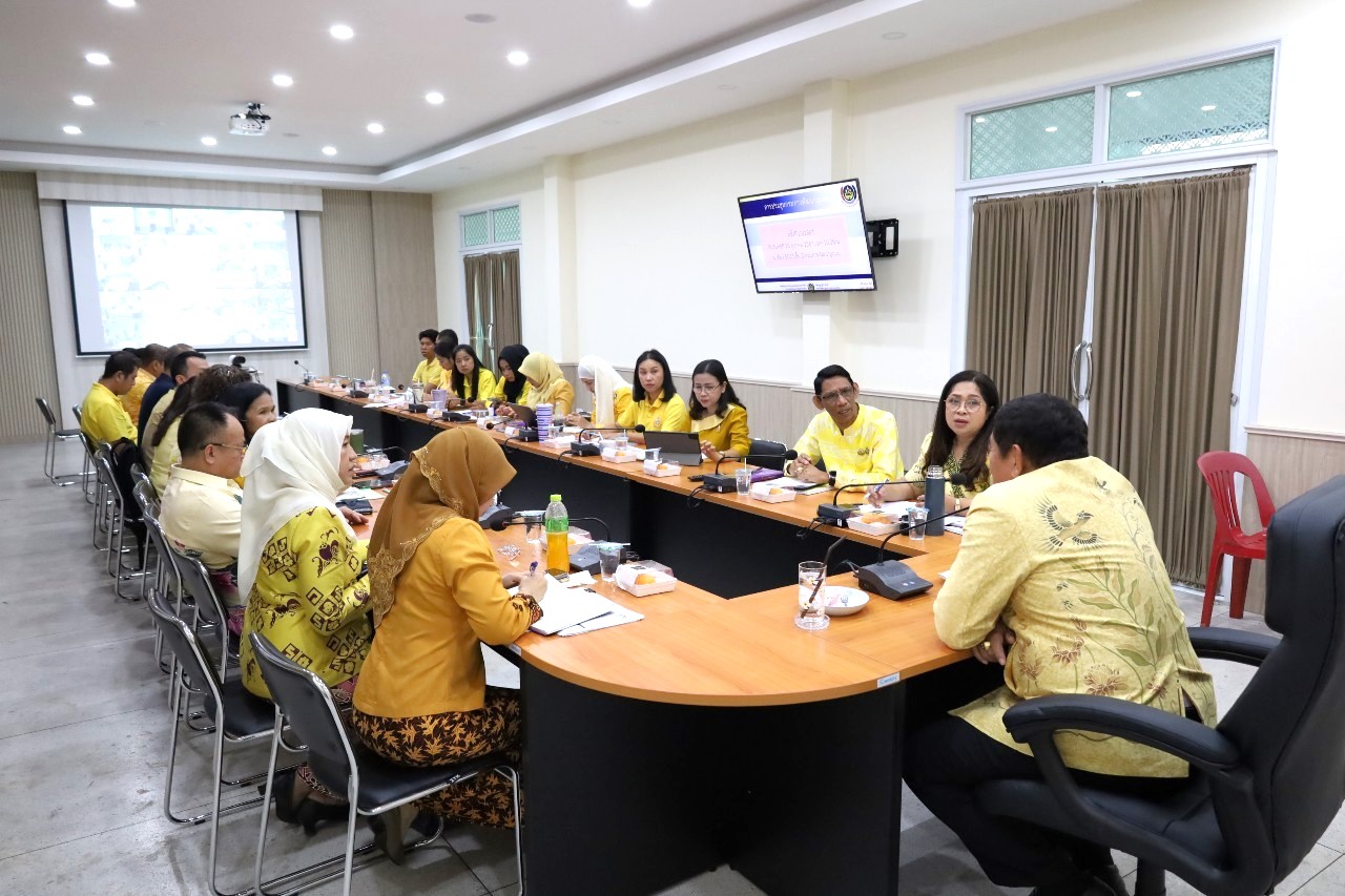 พช.ยะลา ร่วมประชุมกรมการพัฒนาชุมชน ครั้งที่ 10/2567 ผ่านระบบการประชุมทางไกล Video Conference