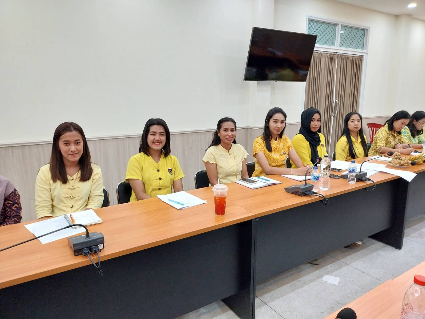 พช.ยะลา ประชุมประจำสัปดาห์เจ้าหน้าที่พัฒนาชุมชนจังหวัดยะลา