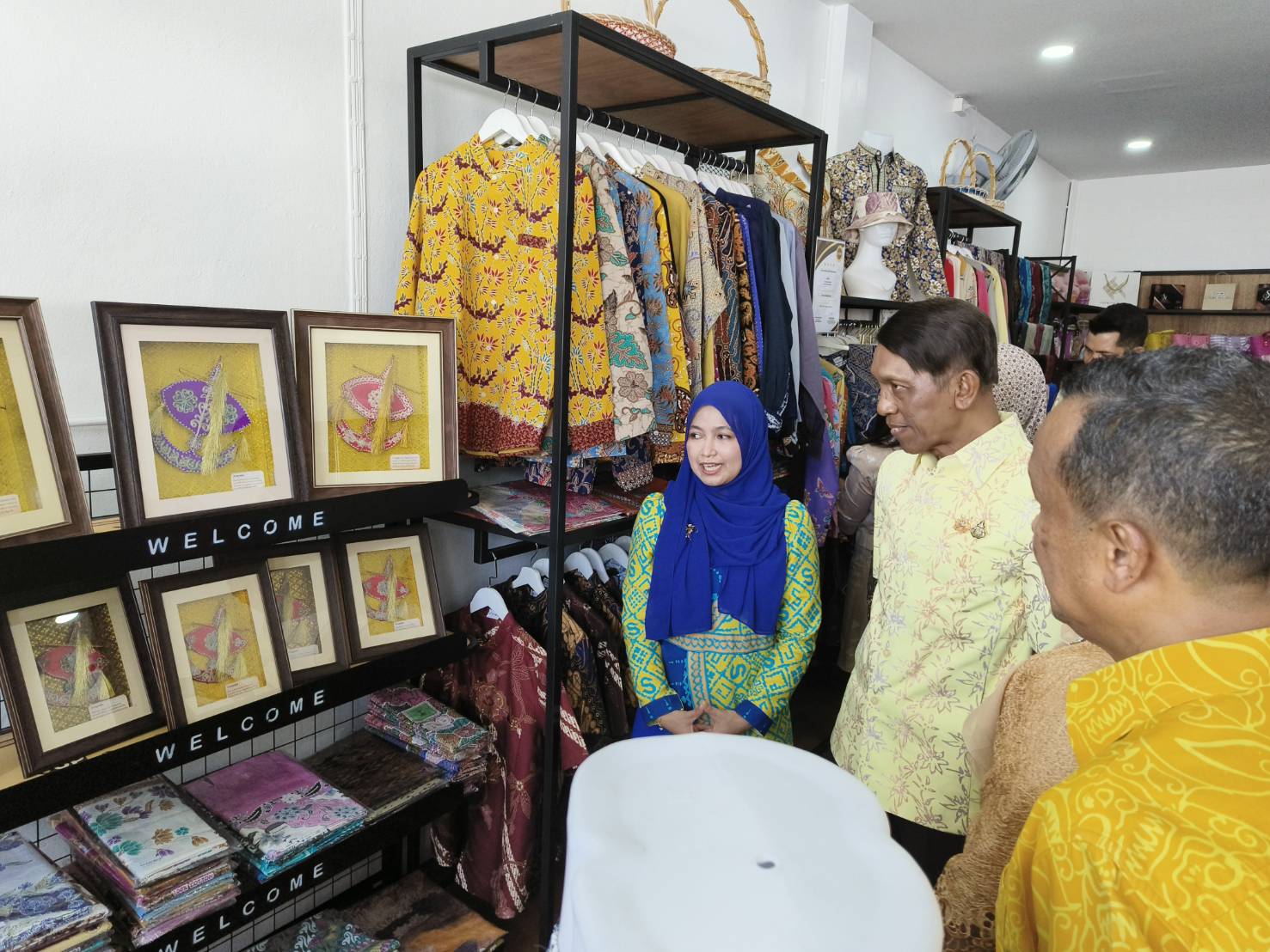 ร้าน OTOP Trader Yala 2024 พร้อมเปิดให้บริการแล้ว