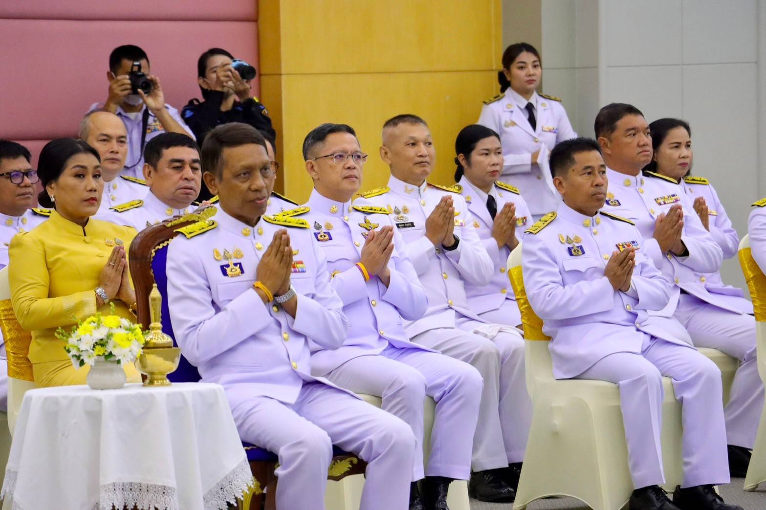 พช.ยะลา ร่วมพิธีวางพวงมาลา เนื่องในวันนวมินทรมหาราช